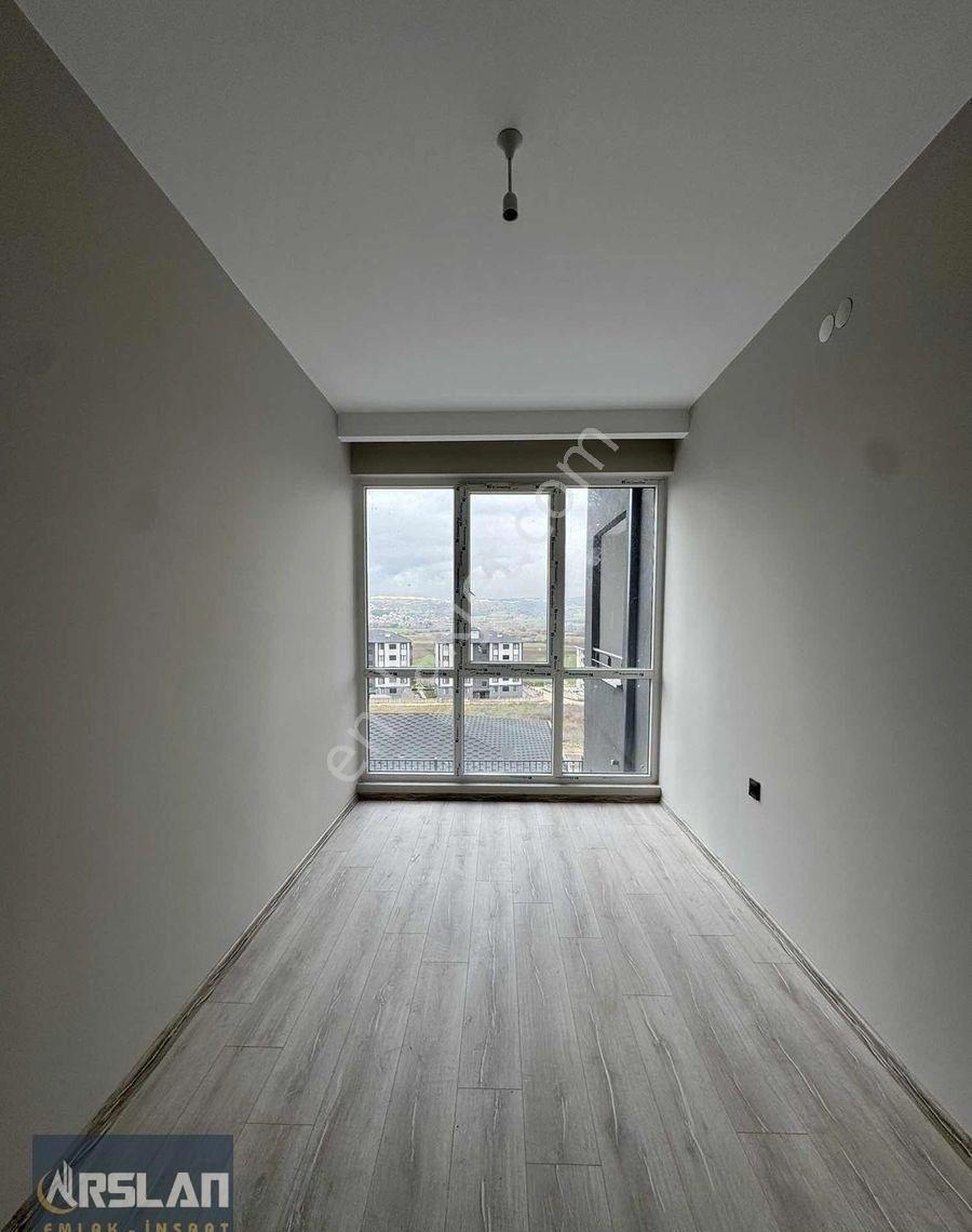 İnegöl Yunuy Emre Mah.2+1,90m2,2.kat,oto Parklı,satılık Daire - Görsel 31