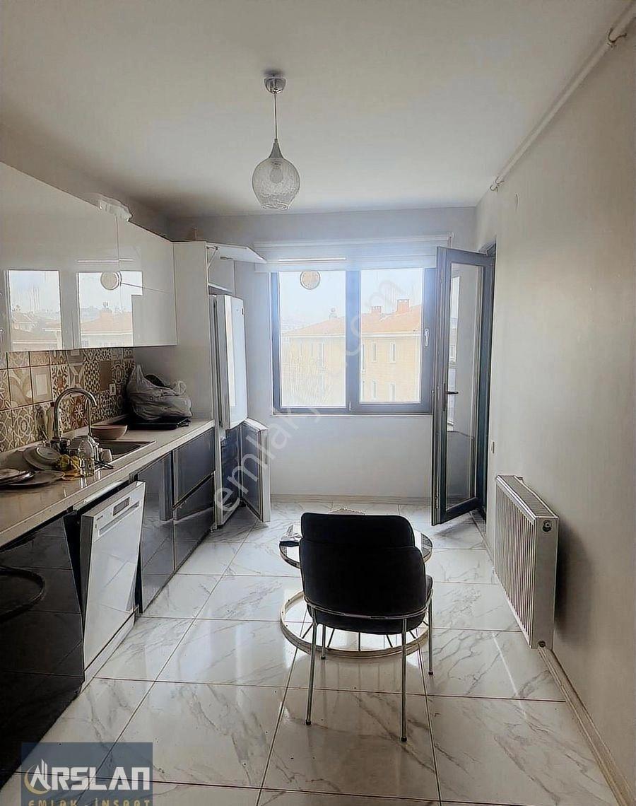 İnegöl Yeni Mah,3+1,140m2, Site İçi, Satılık Ara Kat, Lüks Daire - Görsel 9