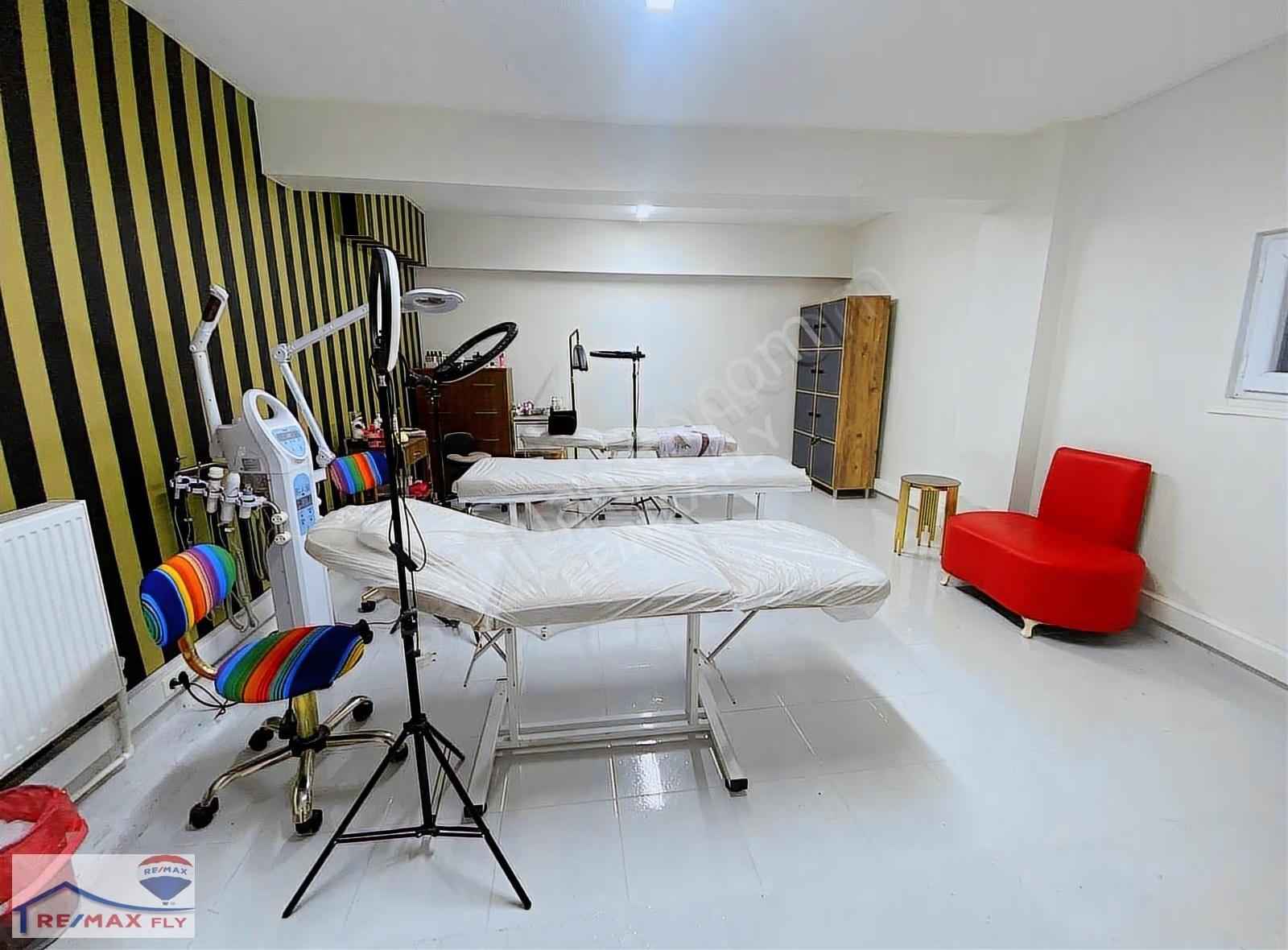 Sarıyer'de Devren Kiralık 250 M2 Güzellik Merkezi - Görsel 20
