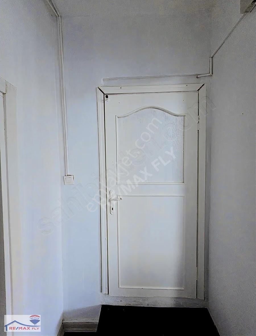 Sultangazi'de Satılık, Hazır Kiracılı Dükkan - Görsel 9