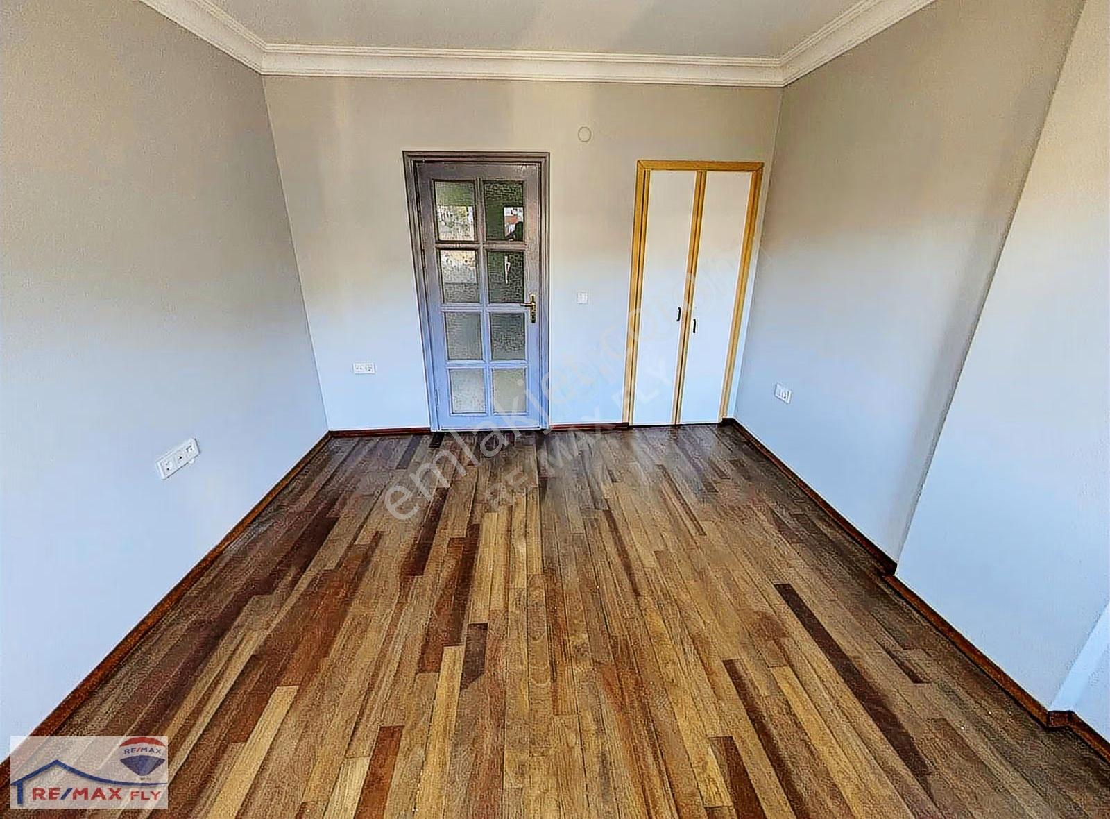 Tarabya Sanatçılar Sitesinde Yenilenmiş 3+1 Kiralık Daire - Görsel 15