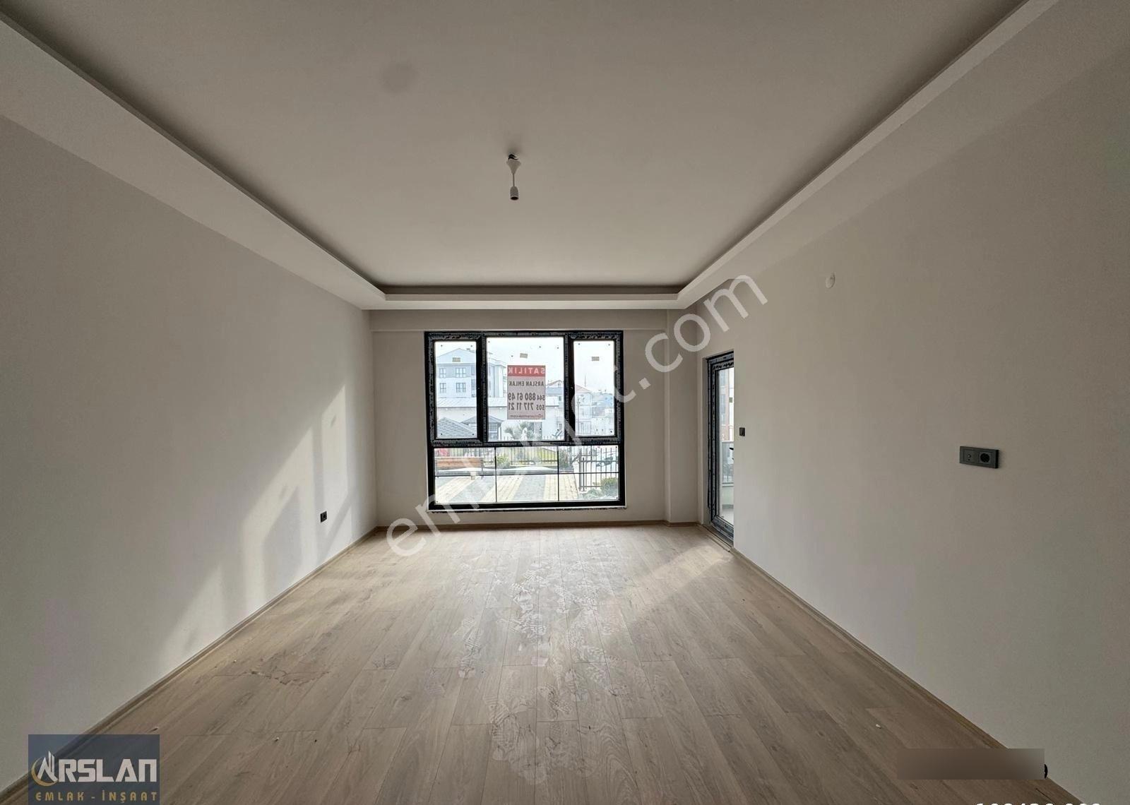 İnegöl Alanyurt Fatih Mah.3+1,150m2,5.kat,site İçi,satılık Daire