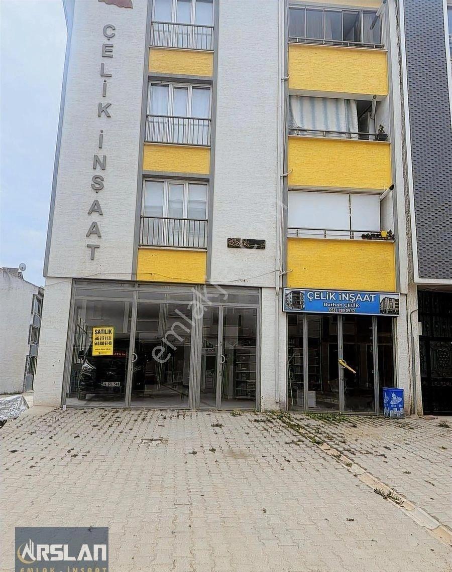 Arslan Emlak'tan İnegöl Cerrahta Satılık 160m² İş Yeri