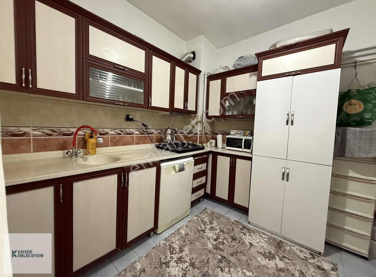 Fuzuli Caddesi Üzeri Köşe Başı 3+1 Satılık Daire - Görsel 31