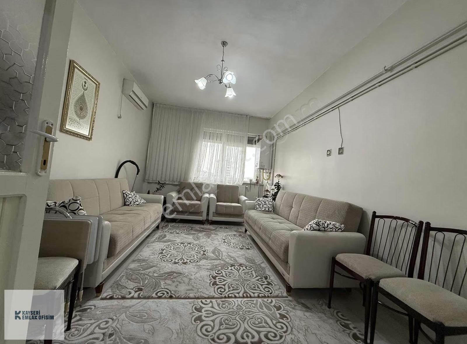 Fuzuli Caddesi Üzeri Köşe Başı 3+1 Satılık Daire - Görsel 12