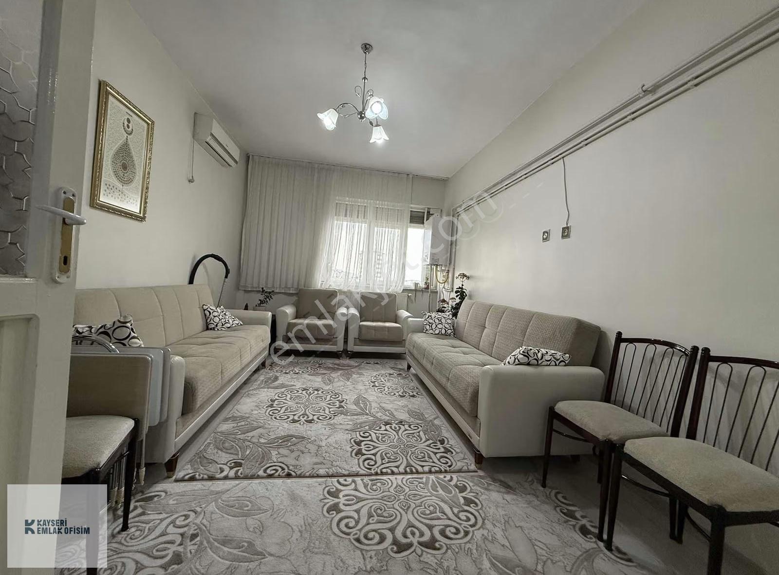 Fuzuli Caddesi Üzeri Köşe Başı 3+1 Satılık Daire - Görsel 13