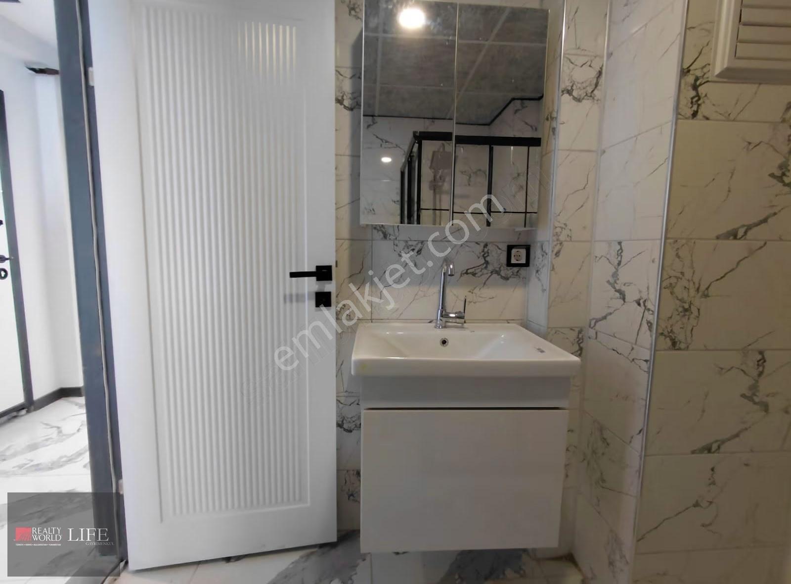 Rw Lıfe// Emek Mh. Tarih Bulvarı Yakını Kiralık 2+1 Daire - Görsel 5