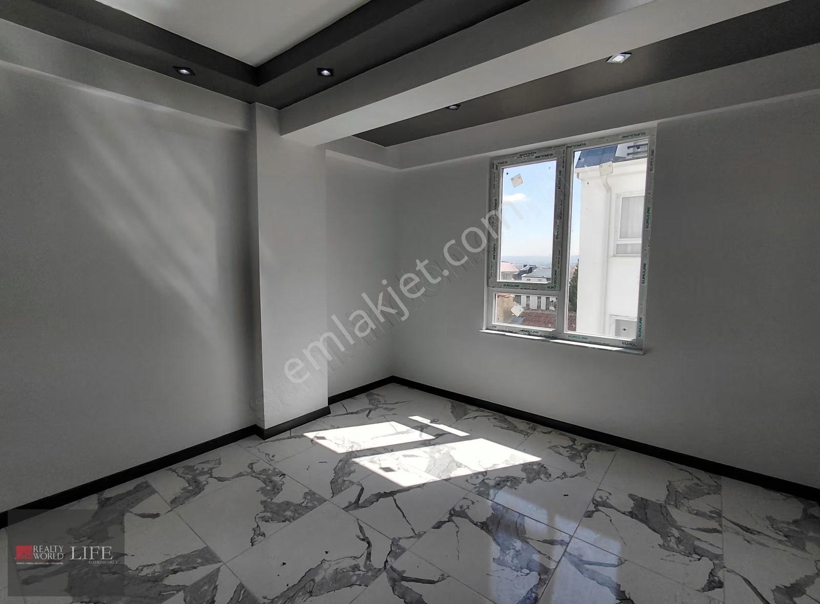 Rw Lıfe// Emek Mh. Tarih Bulvarı Yakını Kiralık 2+1 Daire - Görsel 14