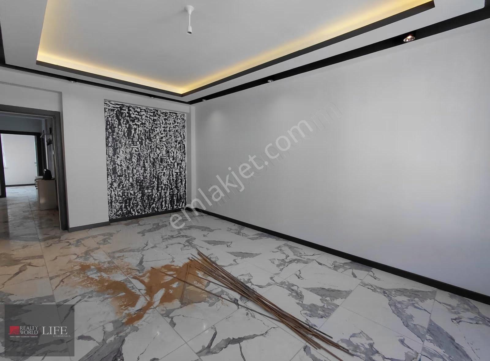 Rw Lıfe// Emek Mh. Tarih Bulvarı Yakını Kiralık 2+1 Daire - Görsel 4