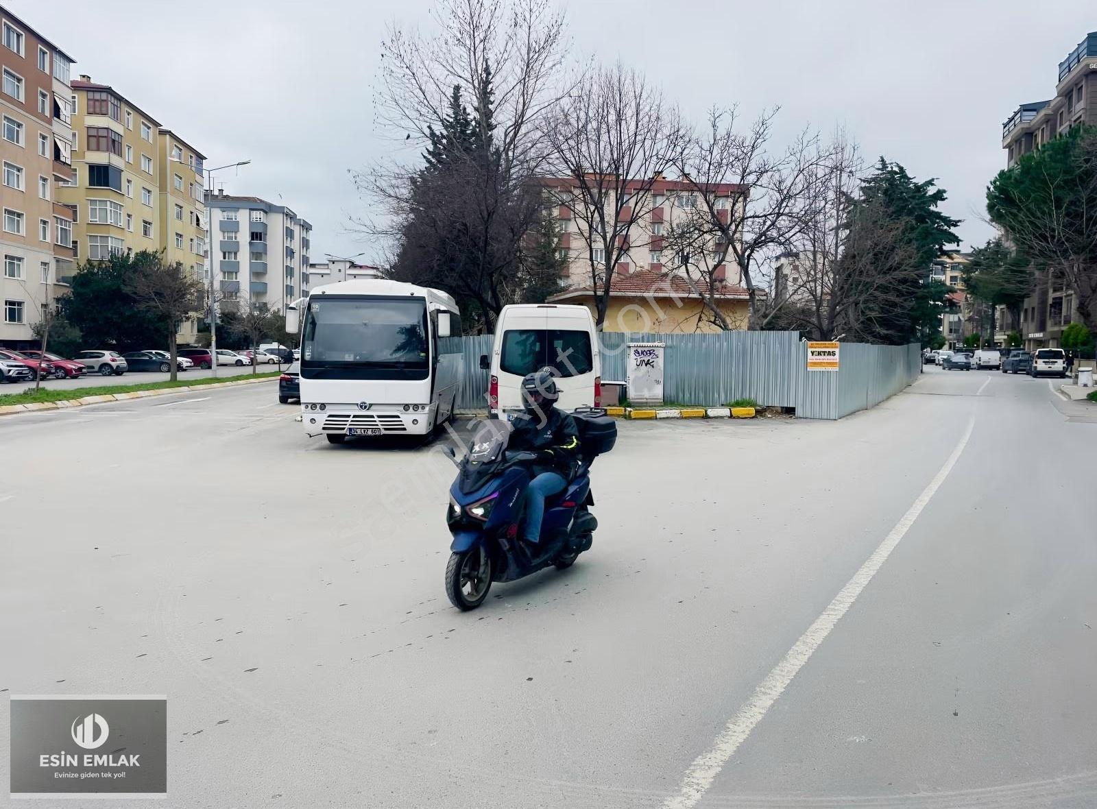 Yeni Mah'de Cadde Üzerinde Kira Getirili İskanlı Dükkan - Görsel 30