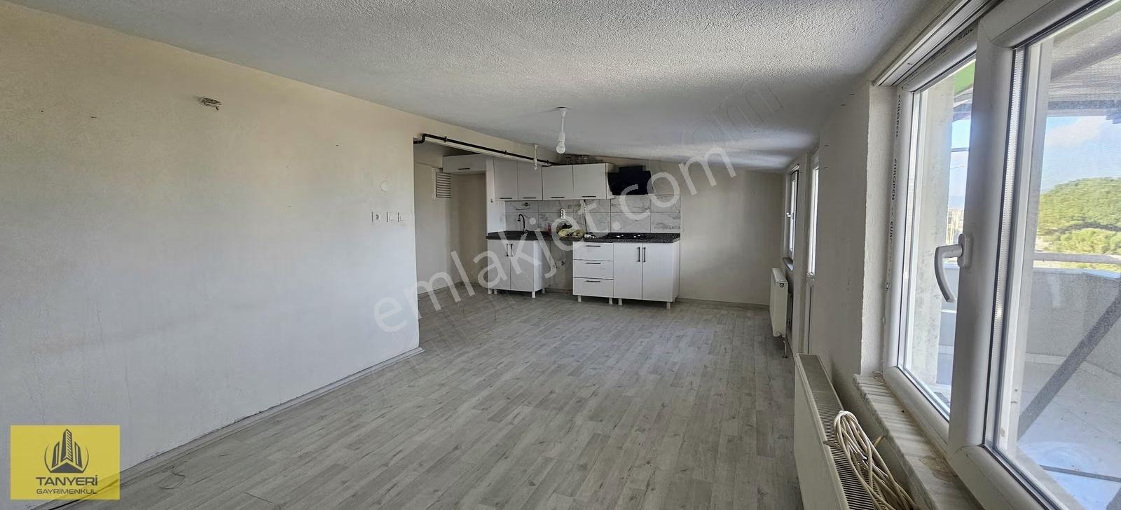 Kepez'de Deniz Manzaralı, 2+1 Kiralık Çatı Katı Daire - Görsel 8