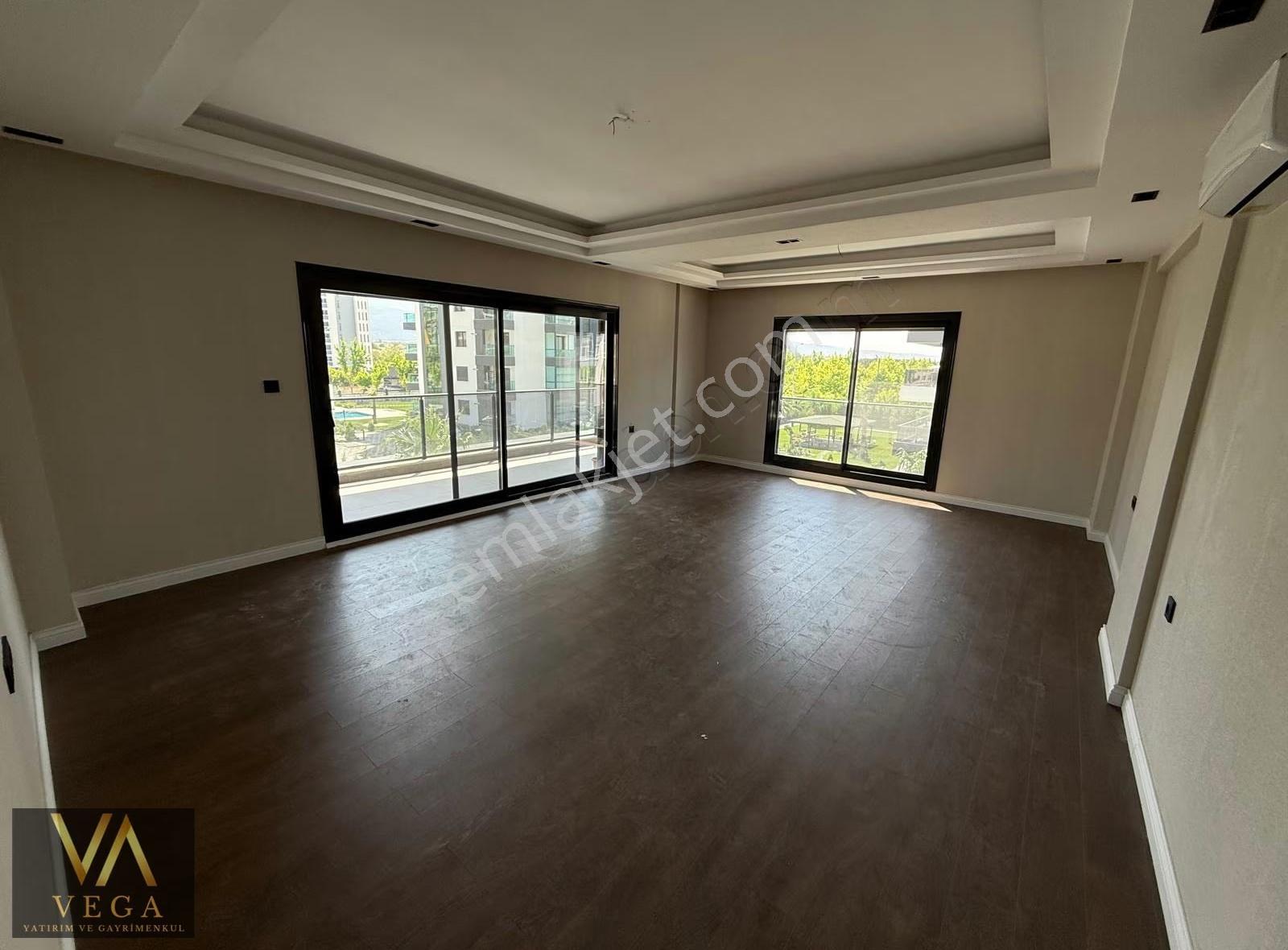 Güzelyurt'da Site İçi Arakat Ultra Lüks 4+1 Daire 1.balkon - Görsel 4
