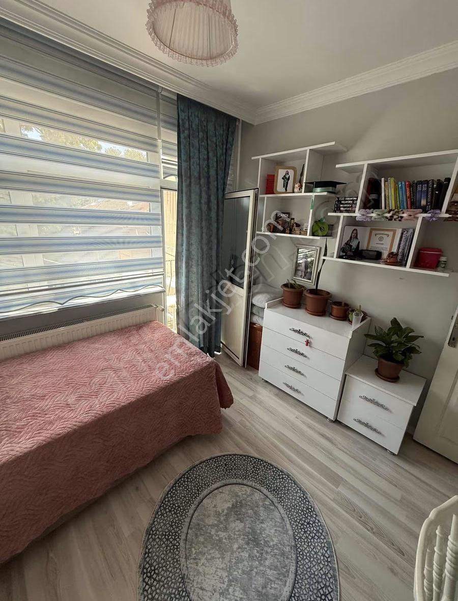 Dilaverbey Mahallesinde Satılık 2+1 Daire - Görsel 30