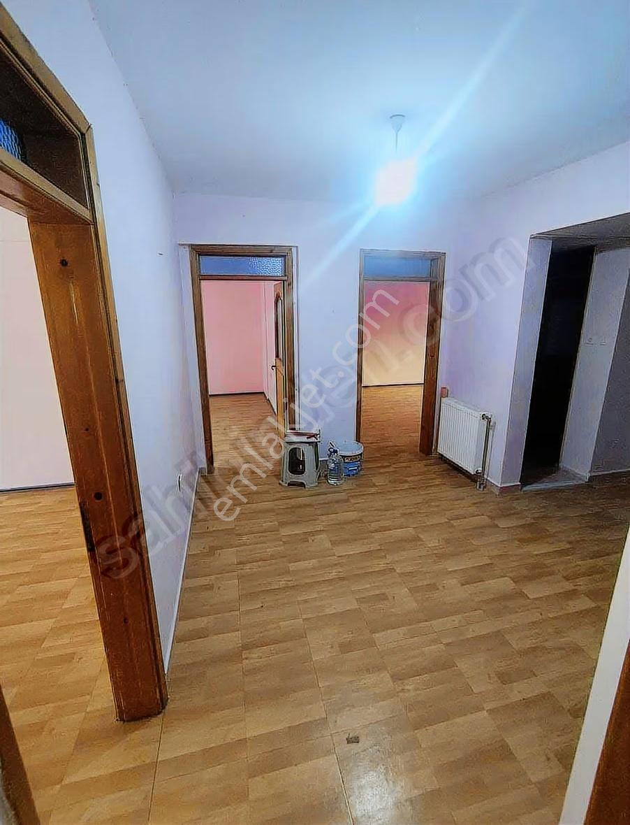Atatürk Mahallesinde Kiralık 3+1 Daire - Görsel 20