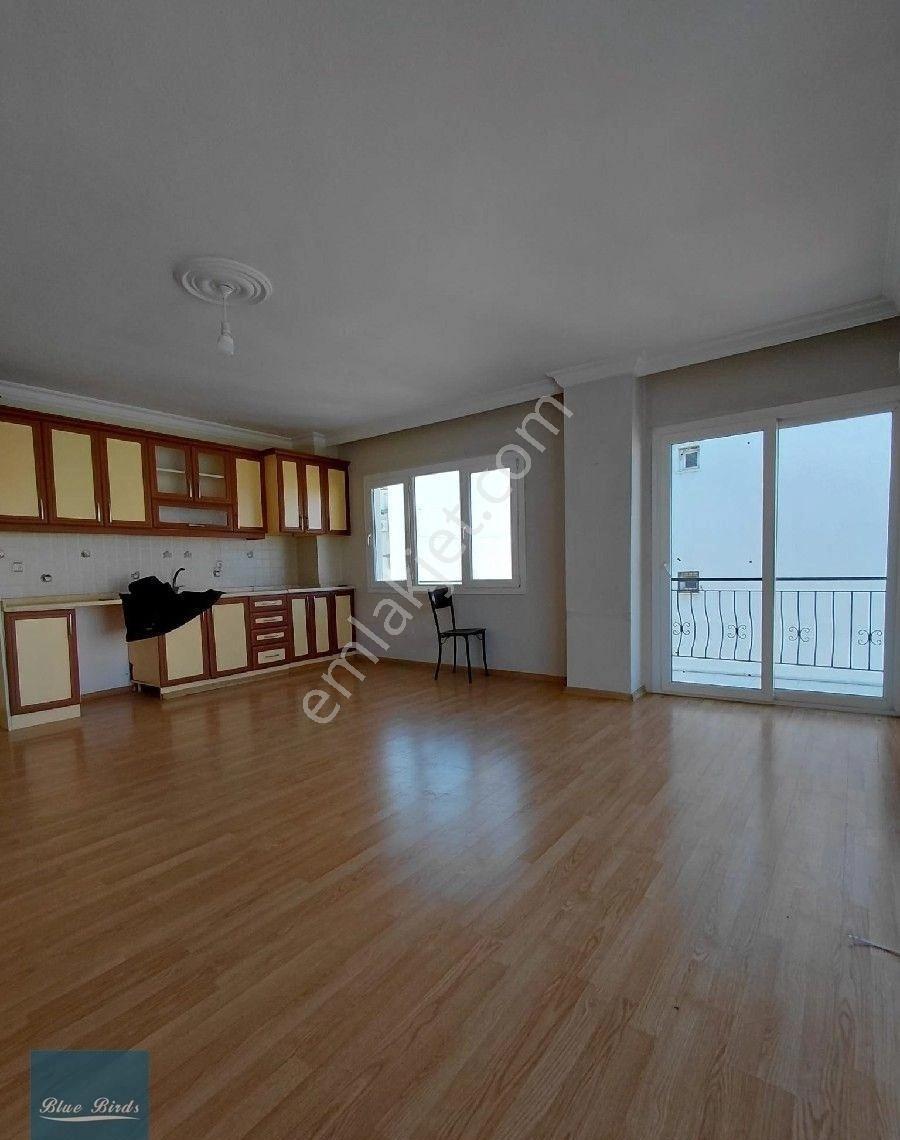 Kuşadası Marina Mevkiı Denız Manzaralı Arakat Daire - Görsel 16
