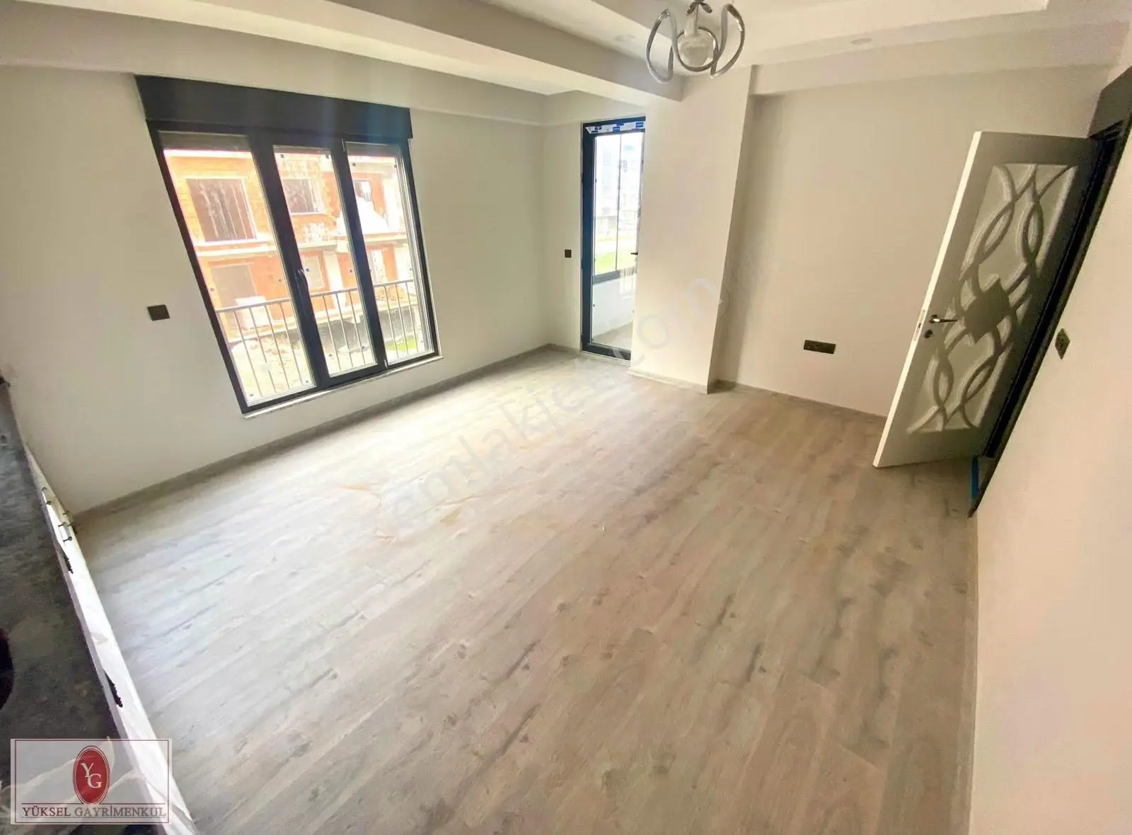 Yükselden Altınkumda Sıfır Ultra Lüx Devasa M2 Satılık 1+1 Daire - Görsel 2