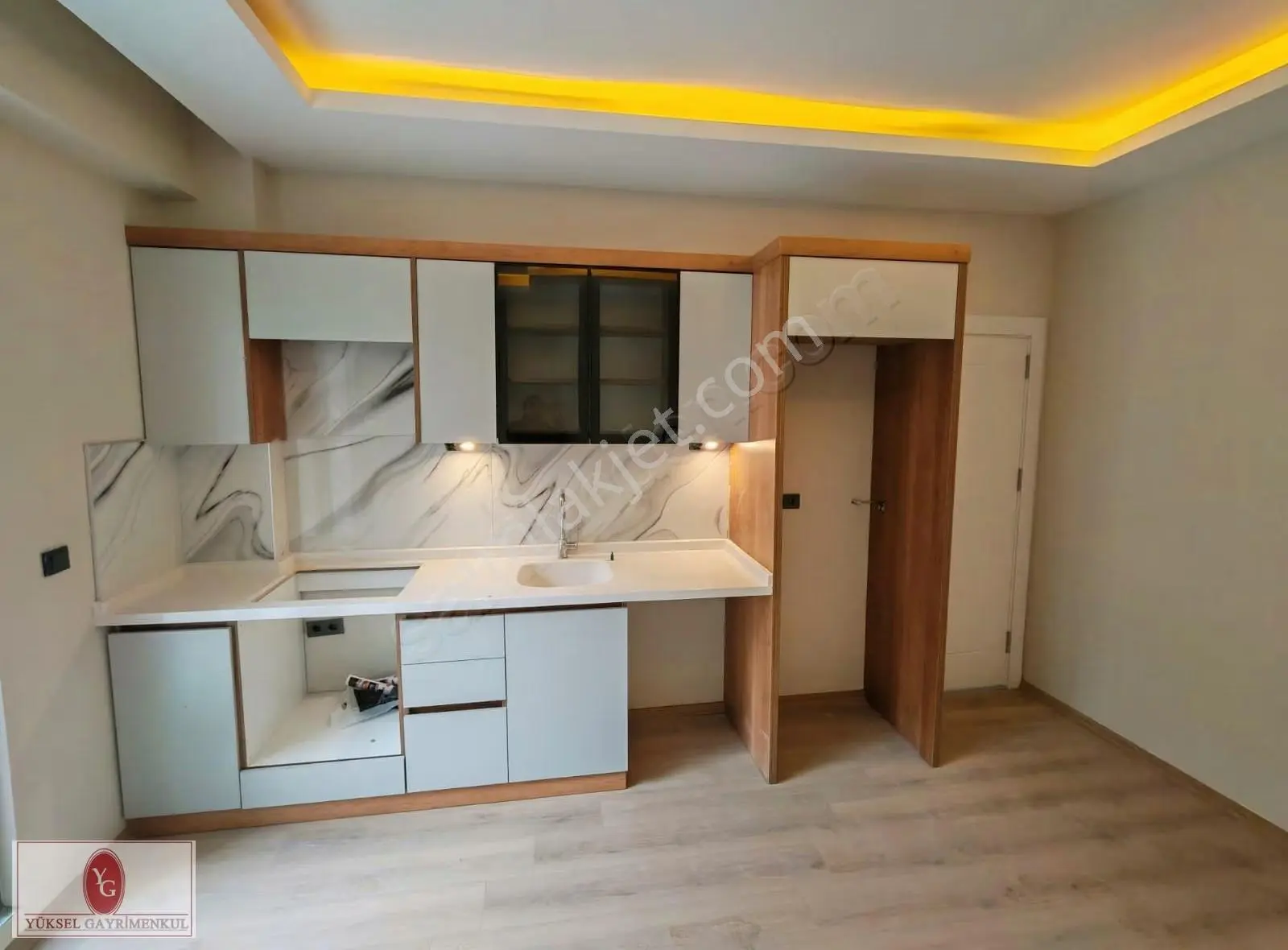 ▓yükselden Edremitte Sıfır Geniş M2 Ara Kat Ultra Lüx 1+1 Daire▓