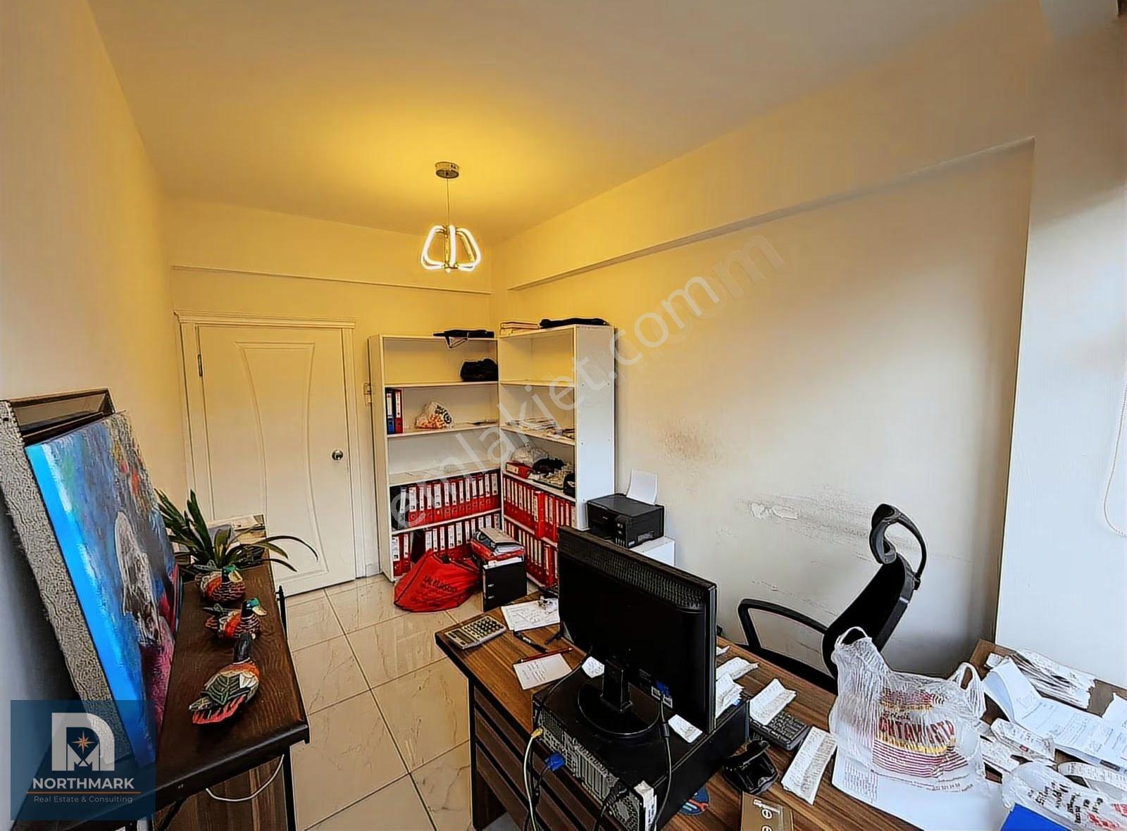 Northmark'tan Gazi Caddesi'ne Cephe Satılık Ofis & Daire - Görsel 2