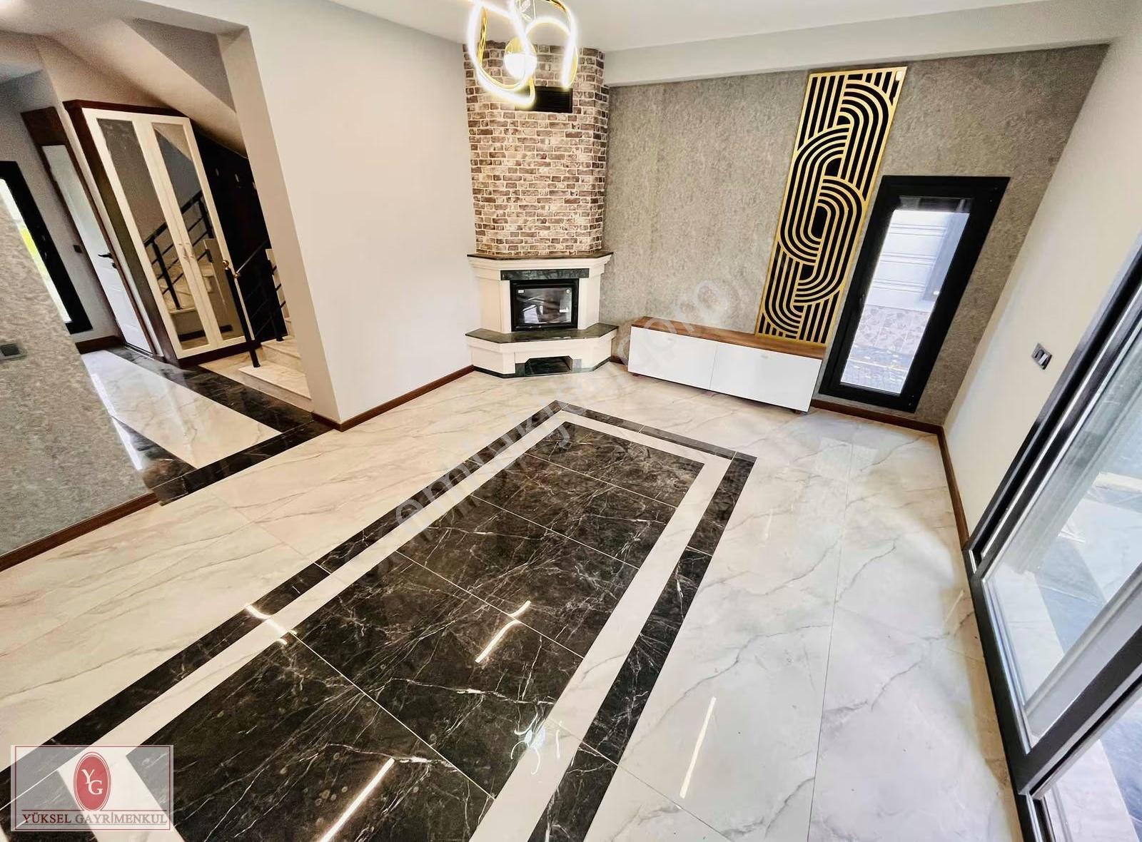 Yükselden Gürede Ultra Lüx Tasarım Şahane Cephe 3+1 Köşe Villa - Görsel 24