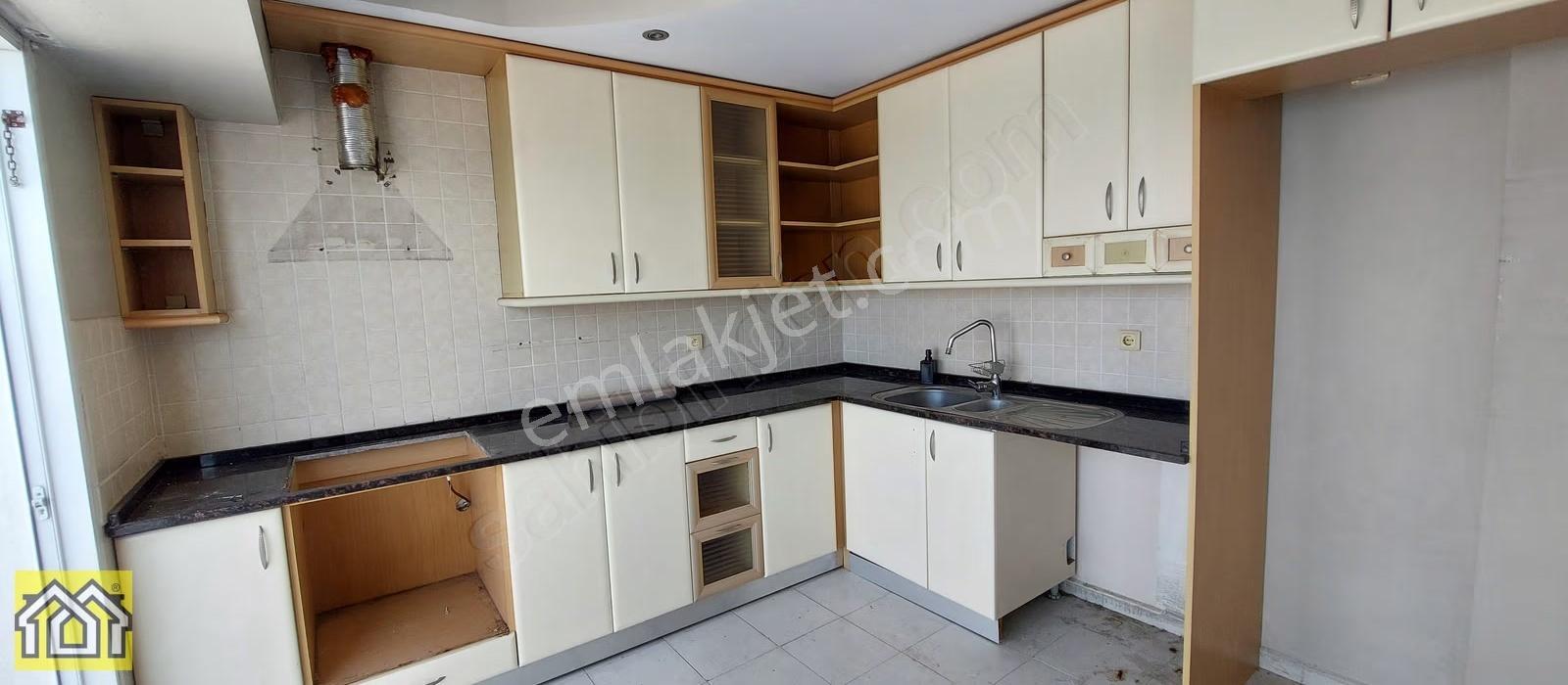 Basın Sitesi Kartal Yuvasında 5+1 Panoramik Körfez Manzaralı - Görsel 25