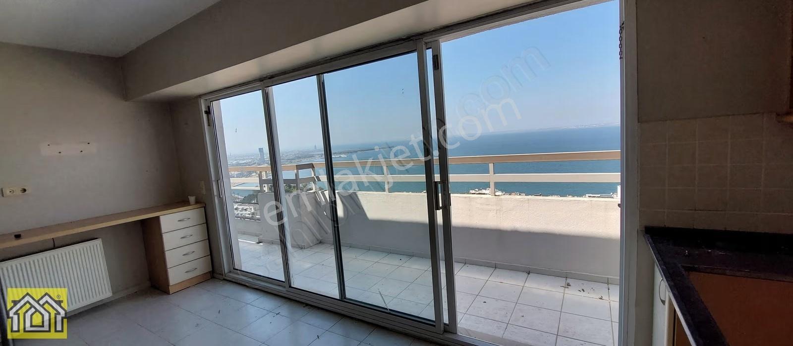Basın Sitesi Kartal Yuvasında 5+1 Panoramik Körfez Manzaralı - Görsel 23
