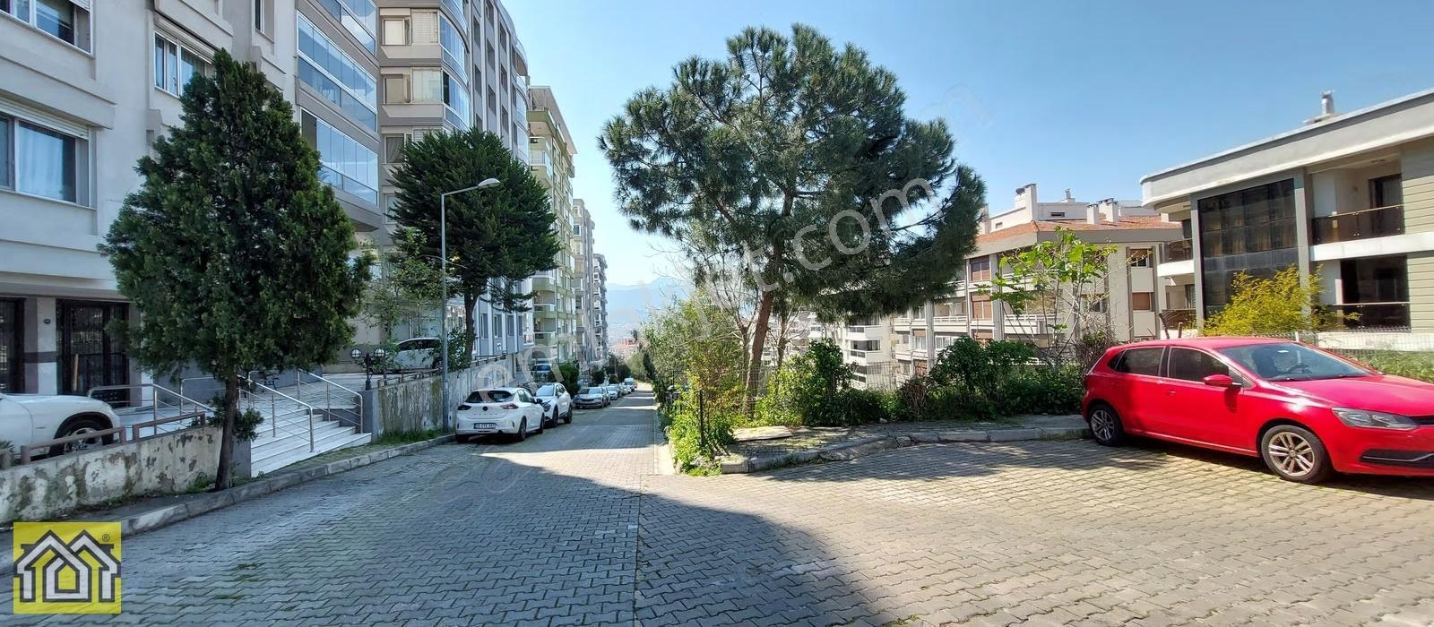 Basın Sitesi Kartal Yuvasında 5+1 Panoramik Körfez Manzaralı - Görsel 33