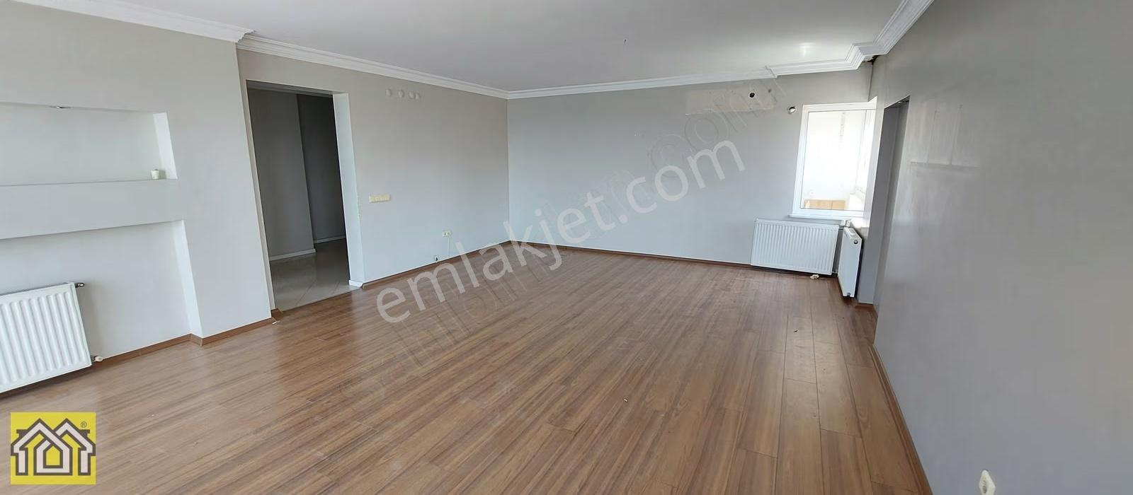 Basın Sitesi Kartal Yuvasında 5+1 Panoramik Körfez Manzaralı - Görsel 20
