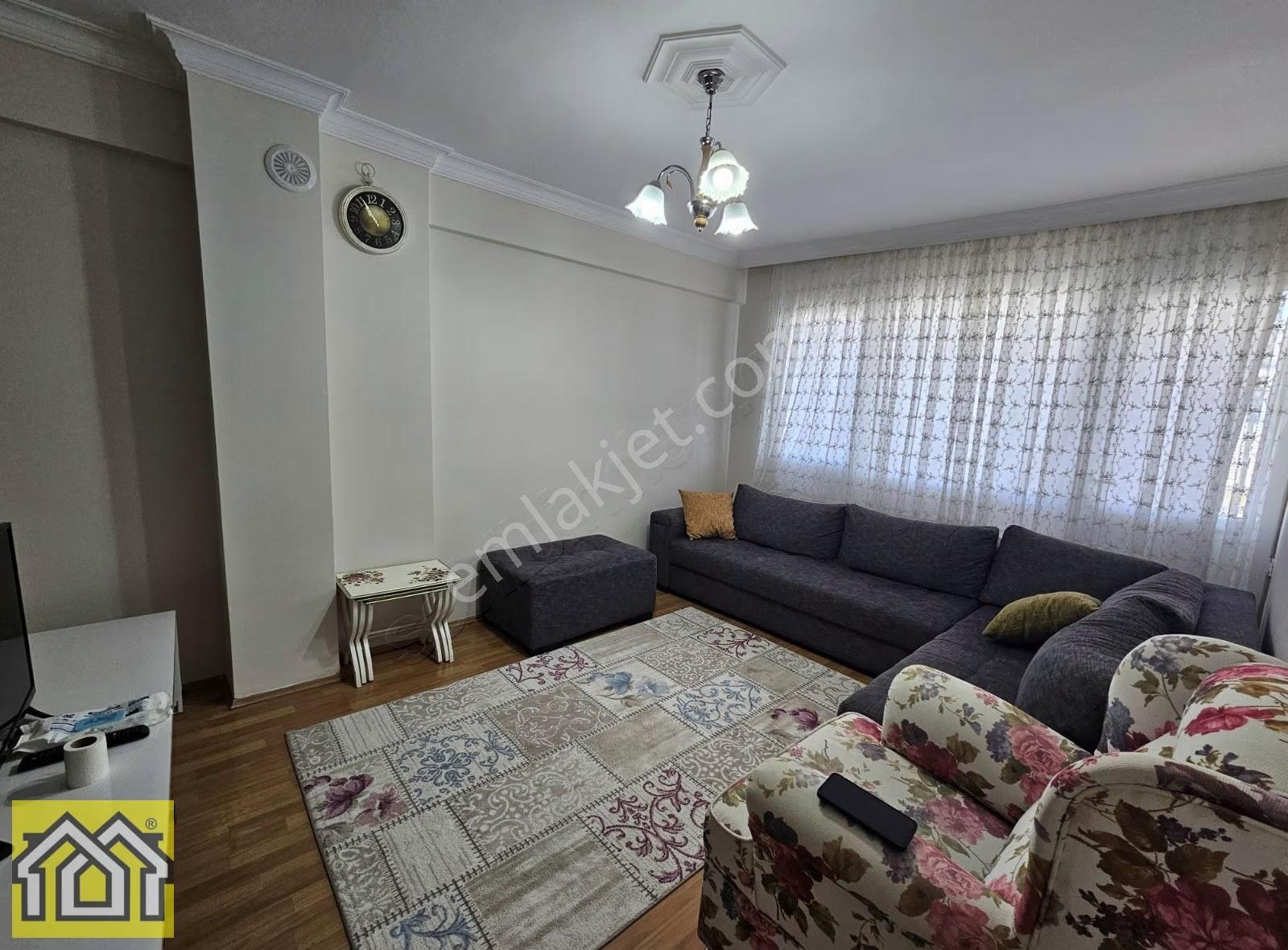 Belediye Yakını 3+1 Eşyalı 32 Bin Tl Kiracılı Satılık Arakat - Görsel 12