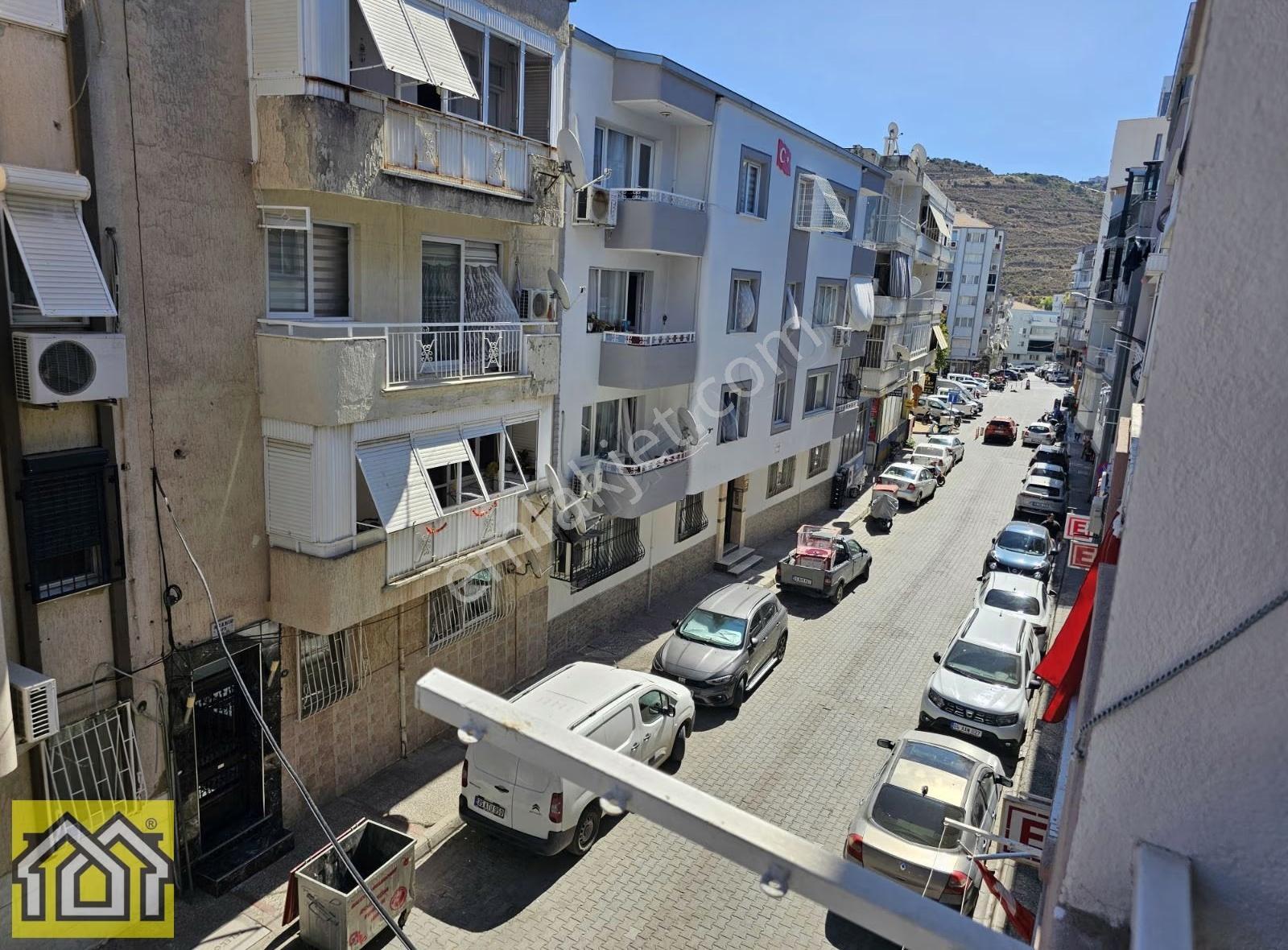 Belediye Yakını 3+1 Eşyalı 32 Bin Tl Kiracılı Satılık Arakat - Görsel 17
