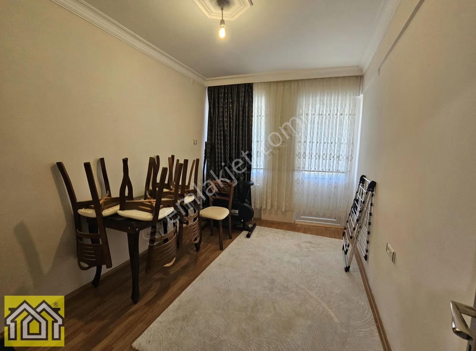 Belediye Yakını 3+1 Eşyalı 32 Bin Tl Kiracılı Satılık Arakat - Görsel 8