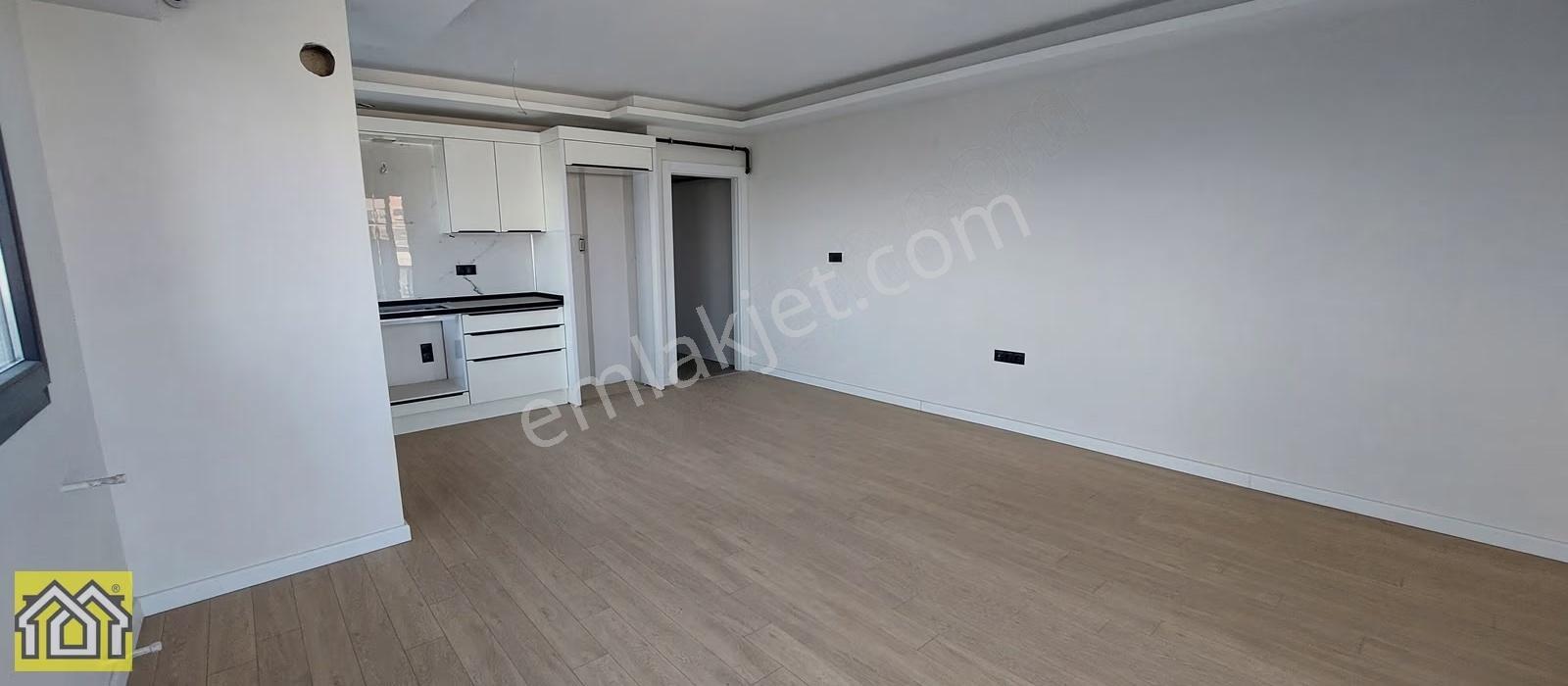 Site İçinde Sıfır, Deniz Manzaralı, Otoparklı 3+1 Daire - Görsel 15