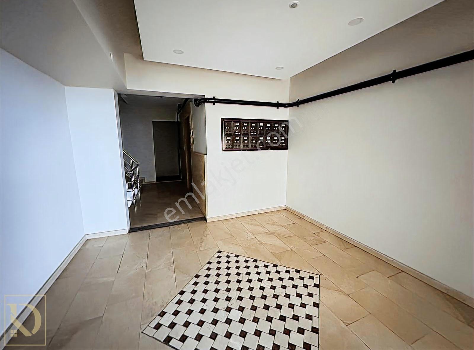 2 Nolu Beşirlide Kanuni Bulvarı Üstünde Manzaralı 4+1 Daire - Görsel 22