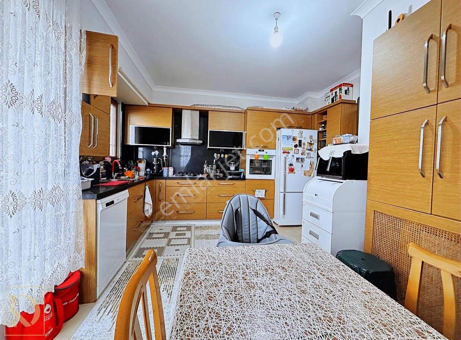 2 Nolu Beşirlide Kanuni Bulvarı Üstünde Manzaralı 4+1 Daire - Görsel 25