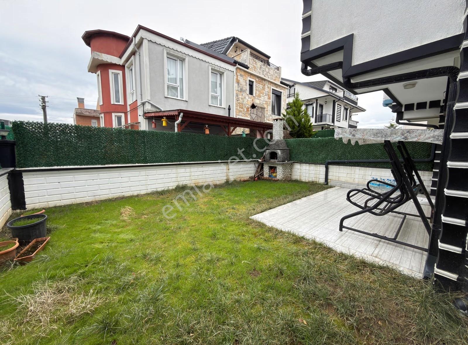 Yalı Mah.'de Deniz Manzaralı Teraslı Ve Verandalı Mütakil Villa - Görsel 6