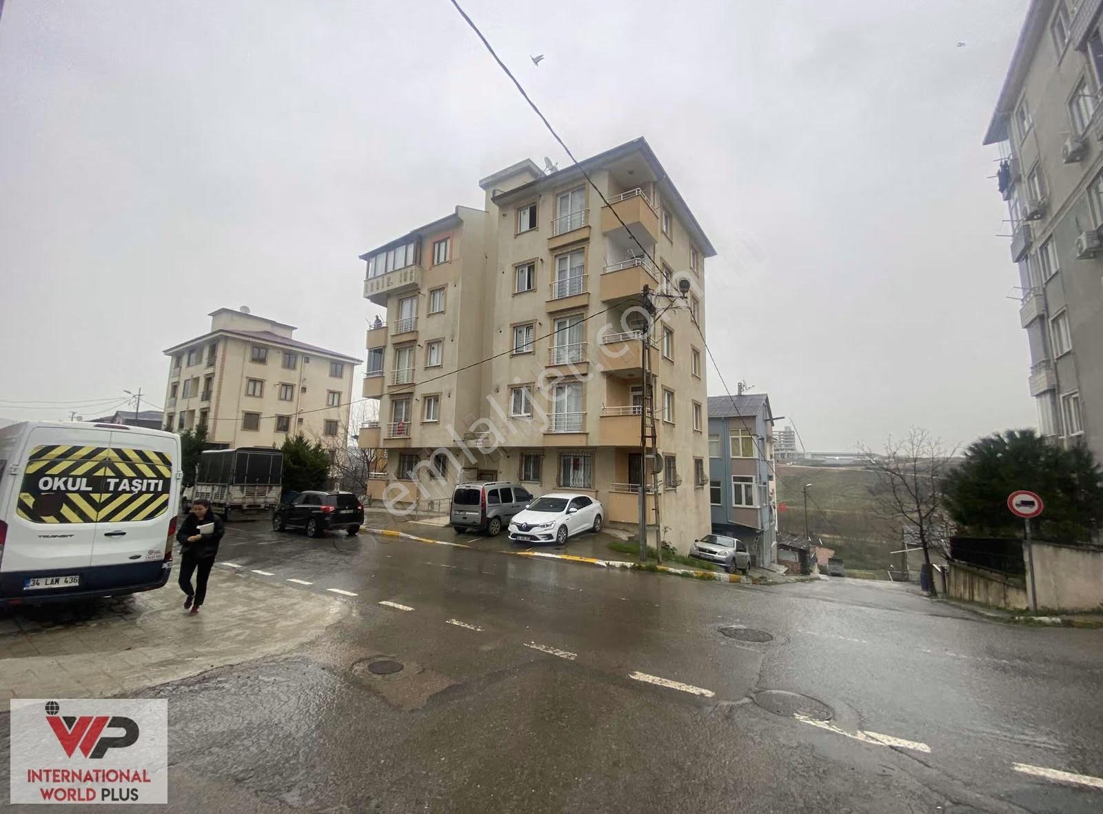 Geniş Metrekareye Sahip, Balkonlu, Asansörlü 2+1 Satılık Daire - Görsel 17