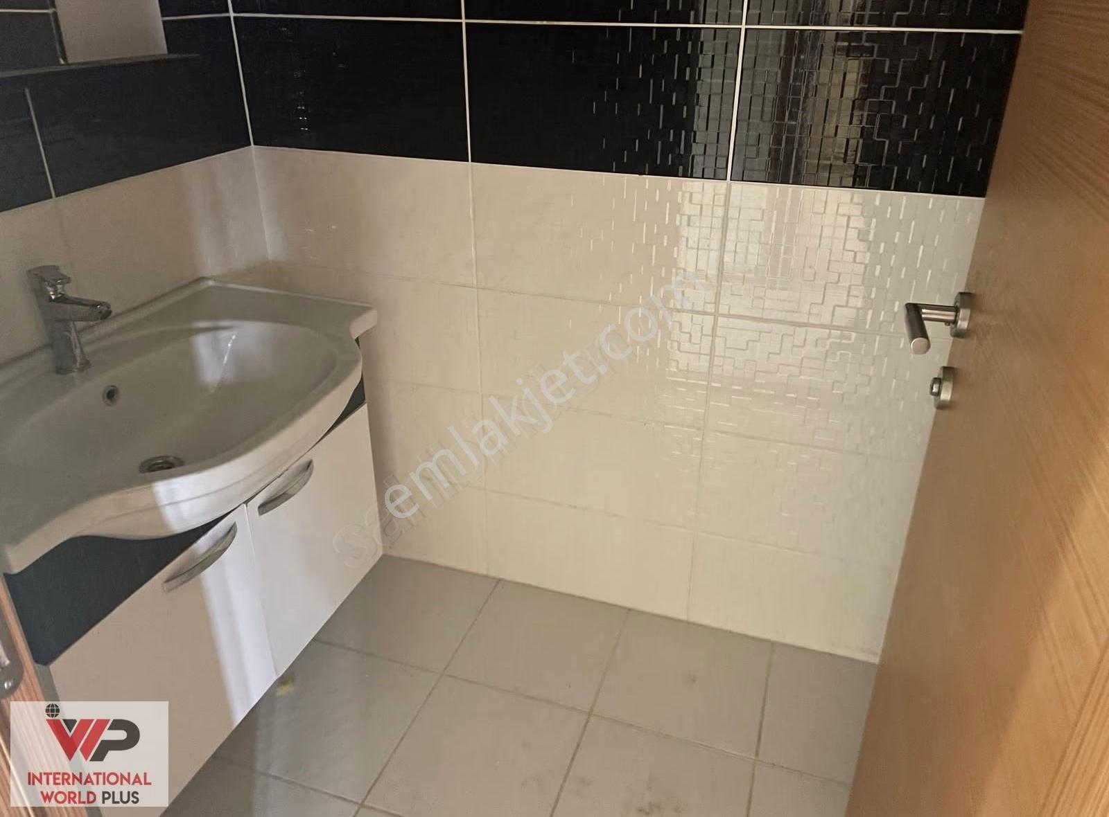 Sancaktepe Kasr-ı İstanbul Sitesinde Dubleks Daire - Görsel 13