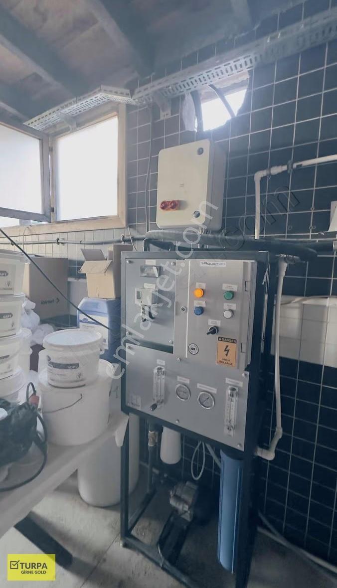 Çeşme Germiyan'da Devren Kiralık Çamaşır Yıkama Tesisi - Görsel 9