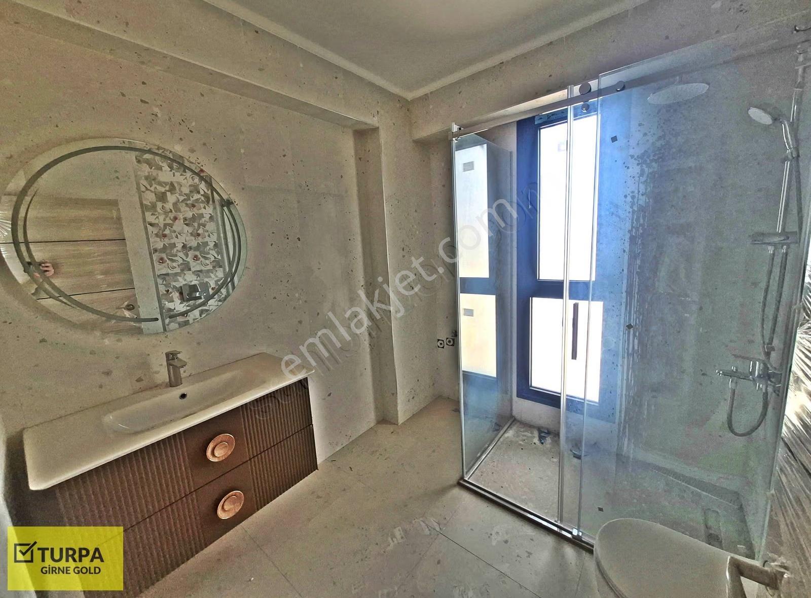 Özel Havuzlu Müstakil Bahçeli Kapalı Garajlı Satılık Villa - Görsel 19