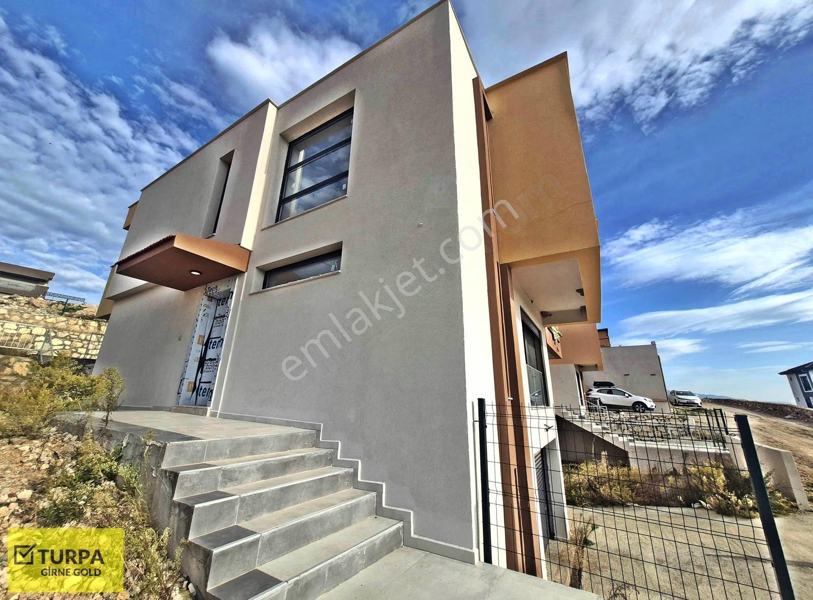 Özel Havuzlu Müstakil Bahçeli Kapalı Garajlı Satılık Villa - Görsel 25