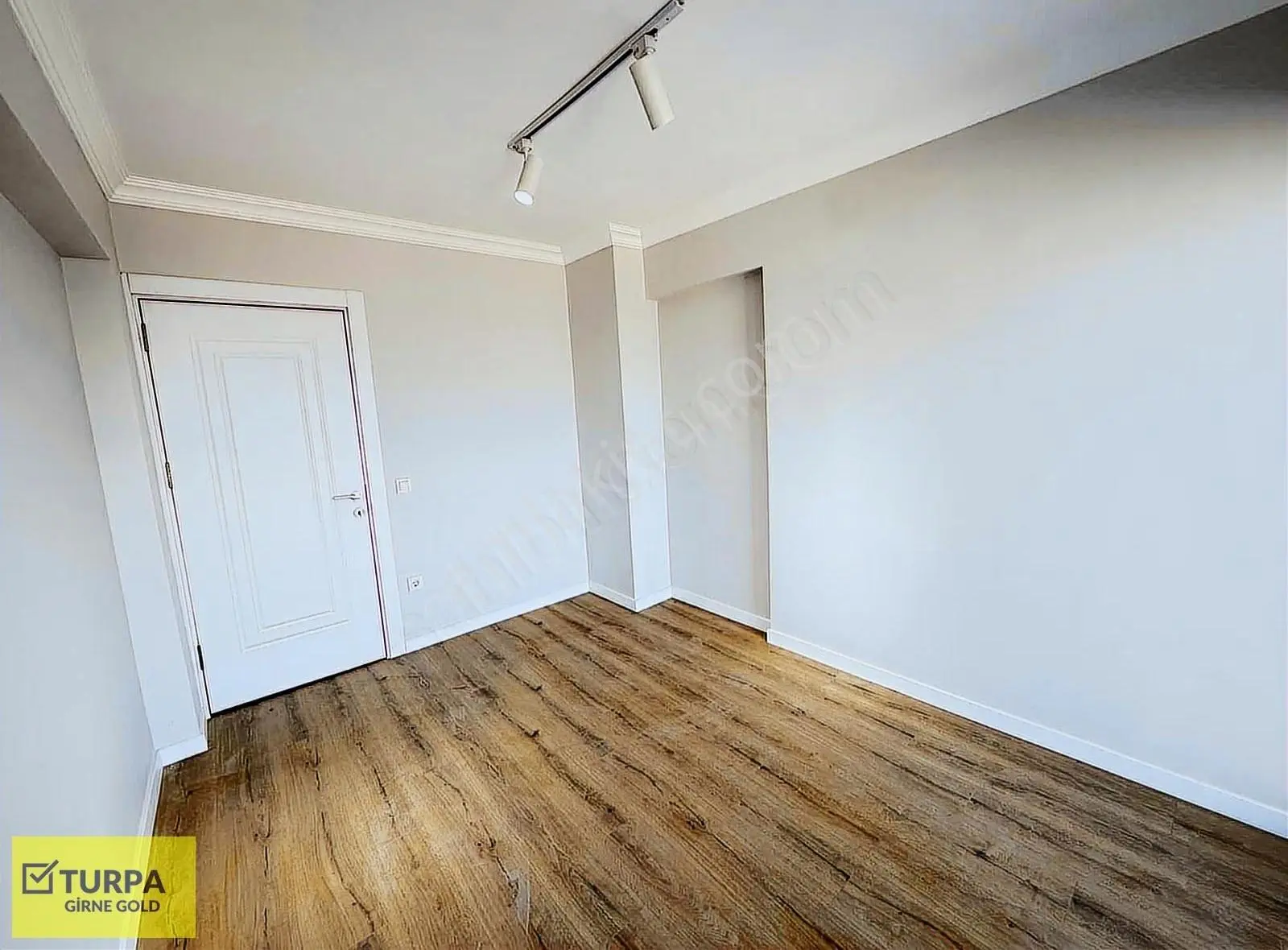 Full Deniz Manzaralı Ebeveyn Banyolu Satılık Daire