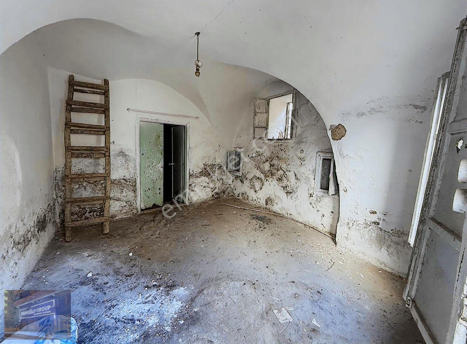 İmamoğlu'ndan Urfa Beykapısında Satılık Tarihi Konak ! Hibeli ! - Görsel 18