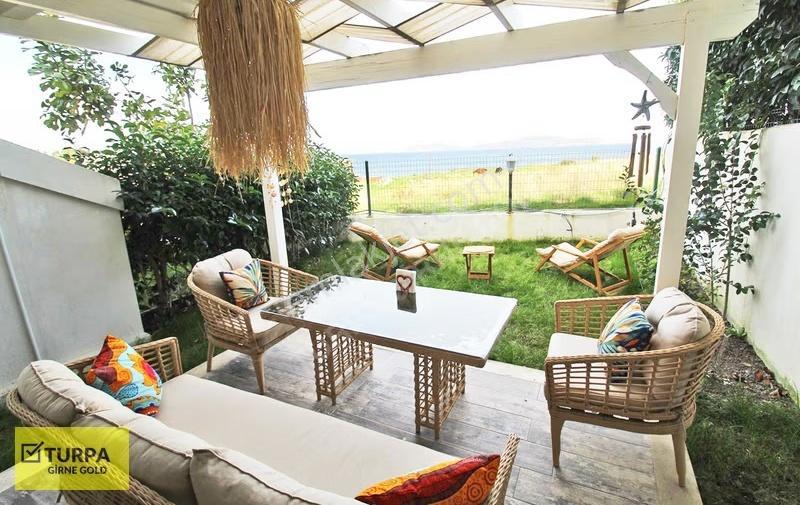 Yeni Foça Petra Koyu Aykent Sitesi'nde Lüks Eşyalı Kiralık Villa - Görsel 12