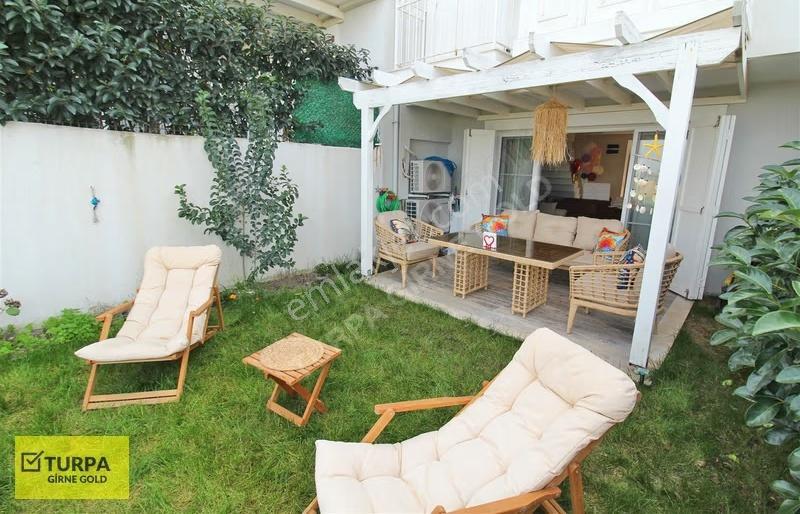 Yeni Foça Petra Koyu Aykent Sitesi'nde Lüks Eşyalı Kiralık Villa - Görsel 14