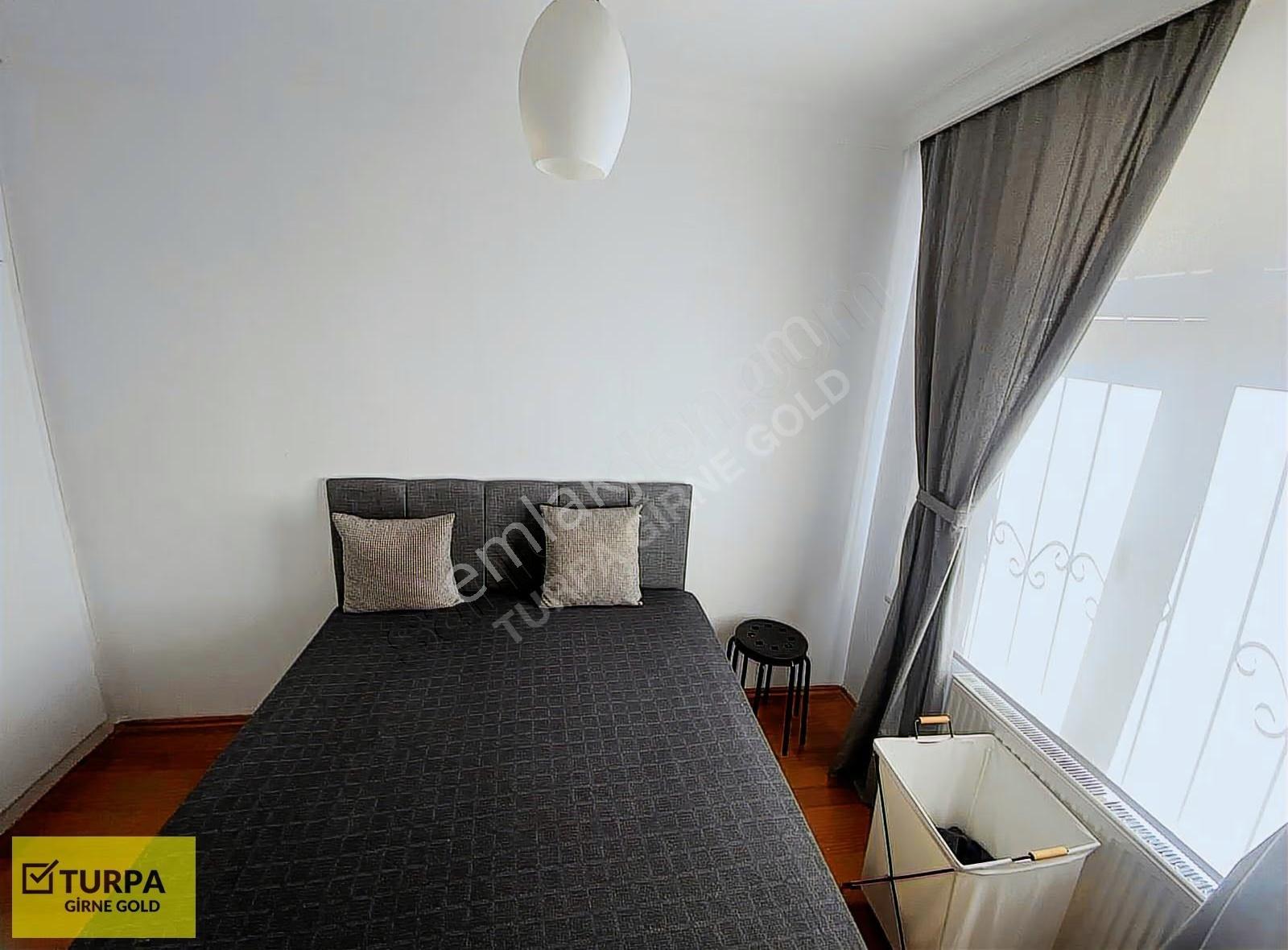 Küçükyalı Da Deniz Manzaralı Eşyalı Satılık Daire - Görsel 4