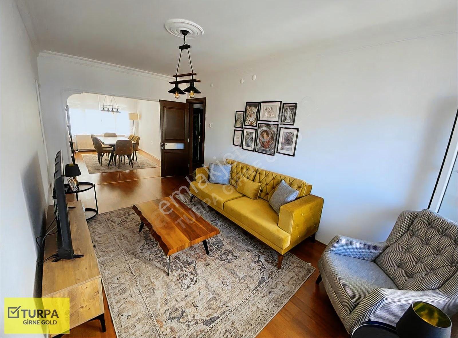 Küçükyalı Da Deniz Manzaralı Eşyalı Satılık Daire - Görsel 2