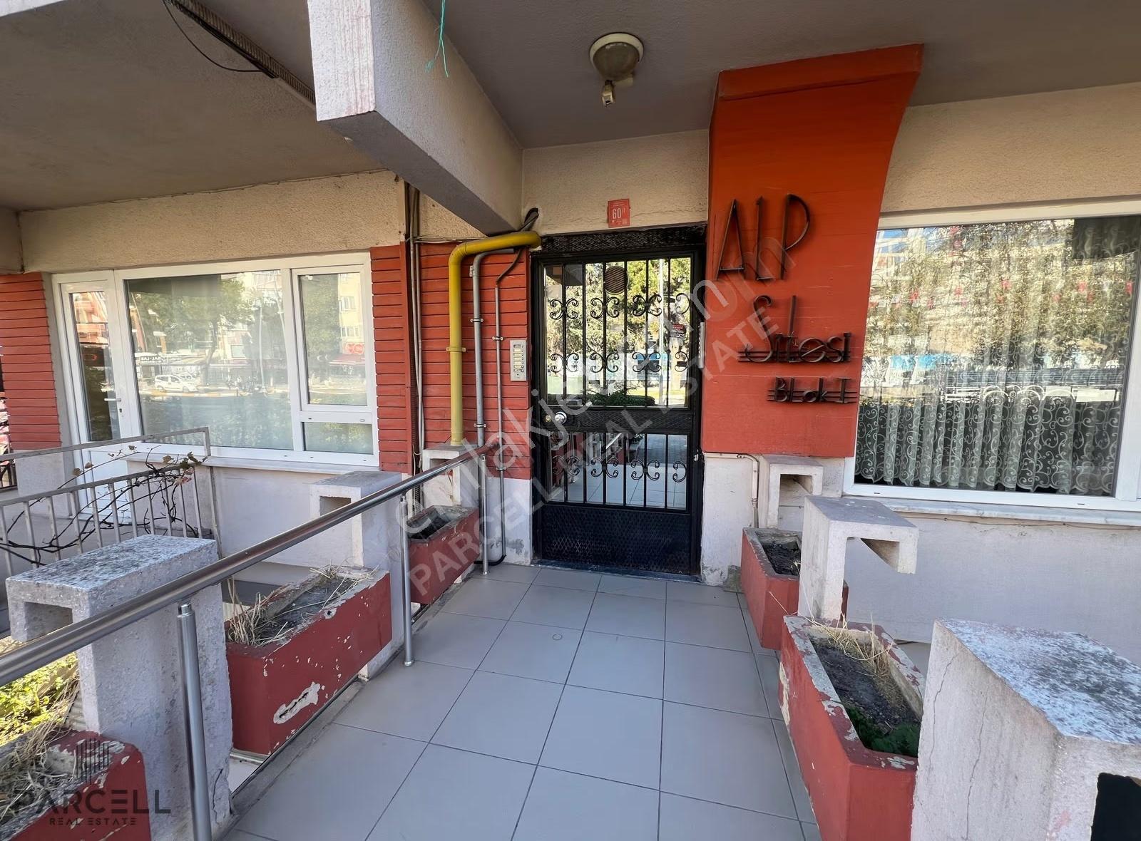 Balıkesir Bandırma Cad. Alp Sitesi'nde Satılık Arakat 3+1 Daire - Görsel 23
