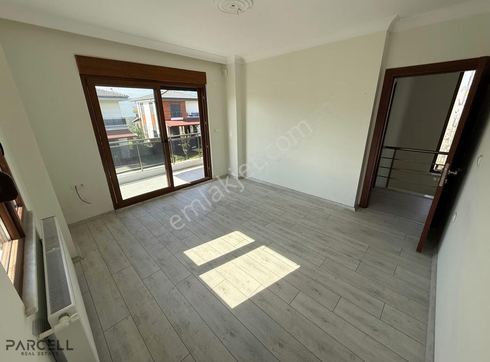 Fener Mah. Havuzlu Sitede Bahçeli Kiralık 3+1 Dubleks Villa - Görsel 8