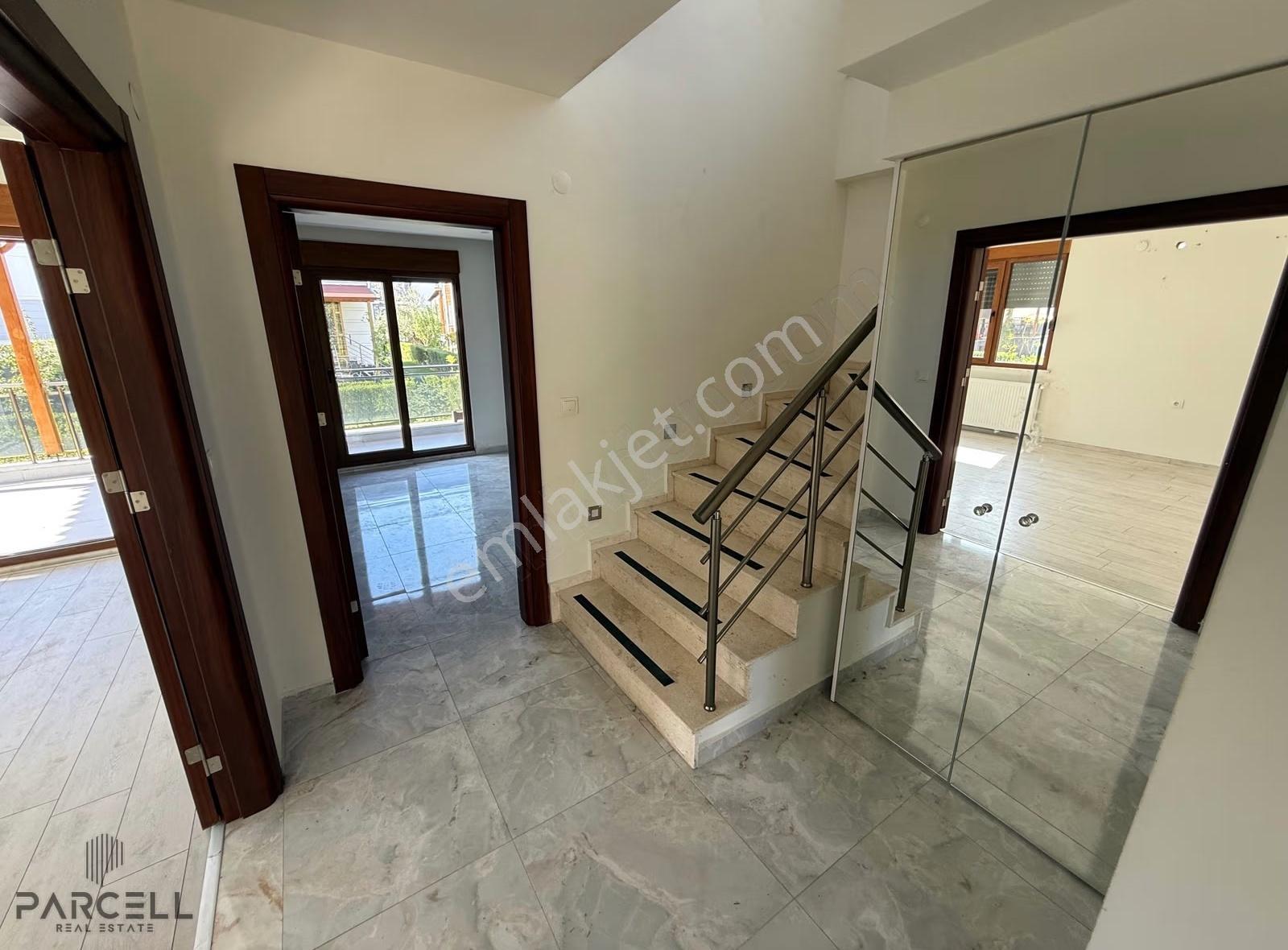 Fener Mah. Havuzlu Sitede Bahçeli Kiralık 3+1 Dubleks Villa - Görsel 34