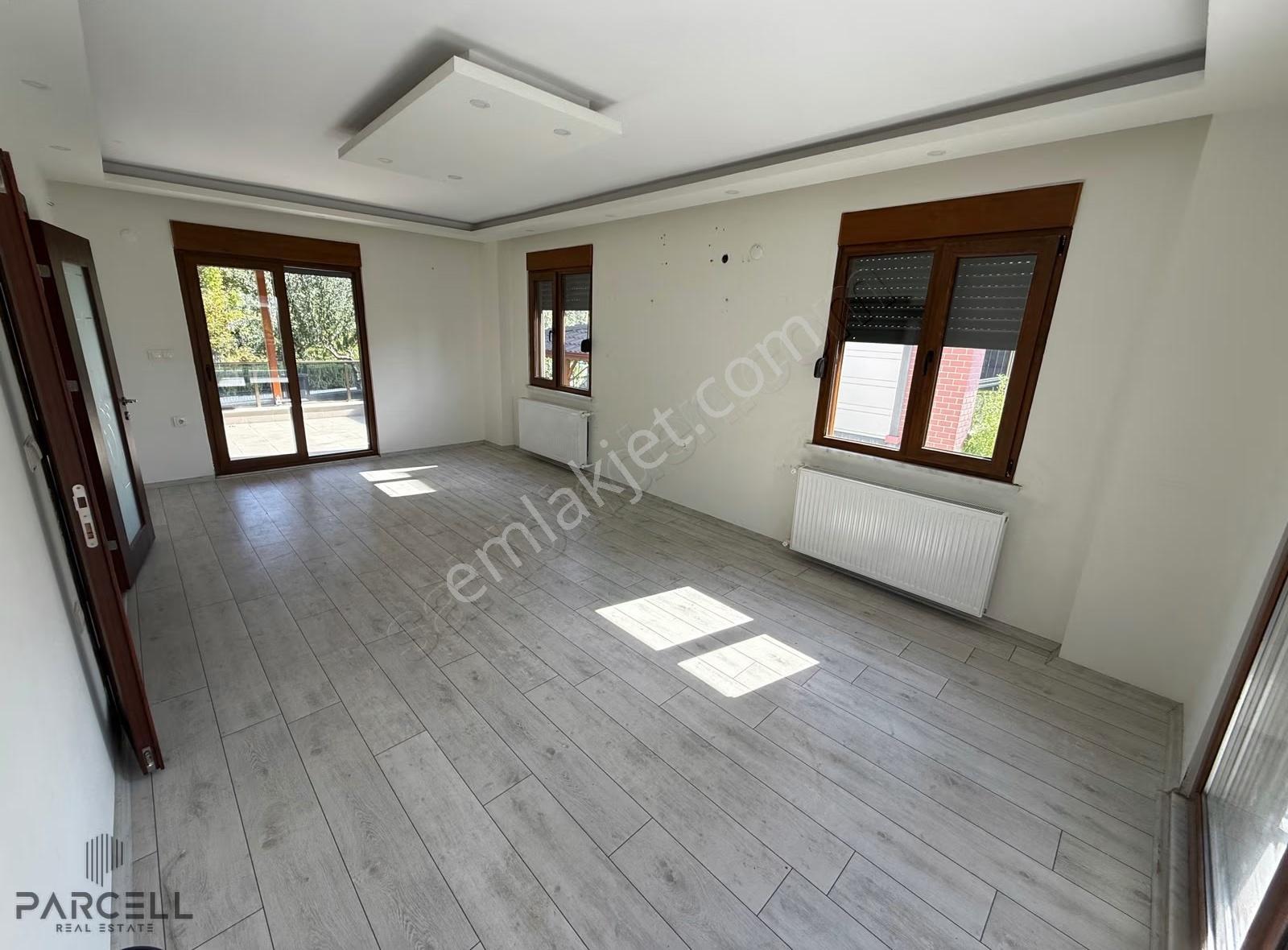 Fener Mah. Havuzlu Sitede Bahçeli Kiralık 3+1 Dubleks Villa - Görsel 16