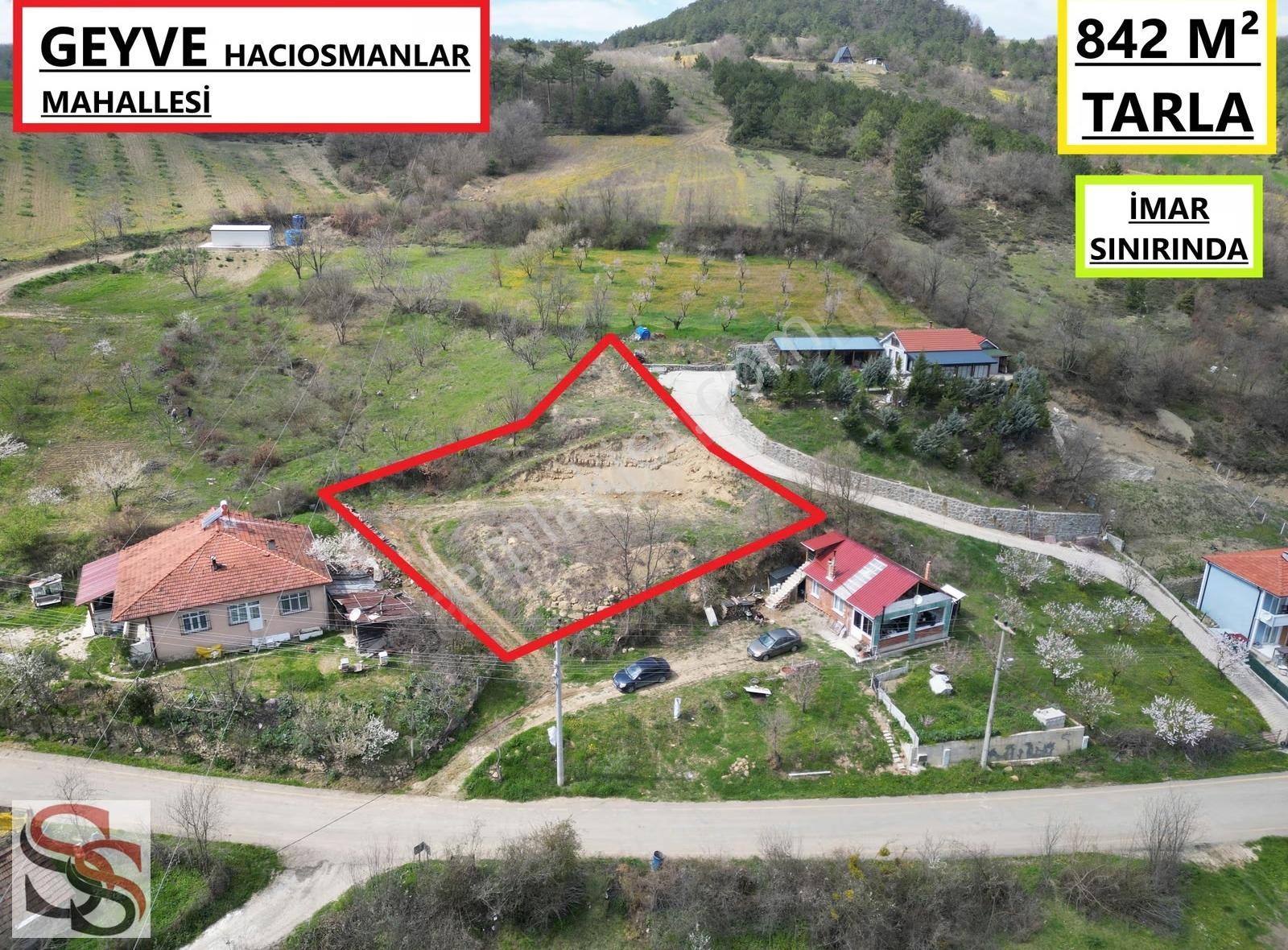 Geyve Hacıosmanlar Mahallesi'nde 842 M² İmara Sınır Tarla